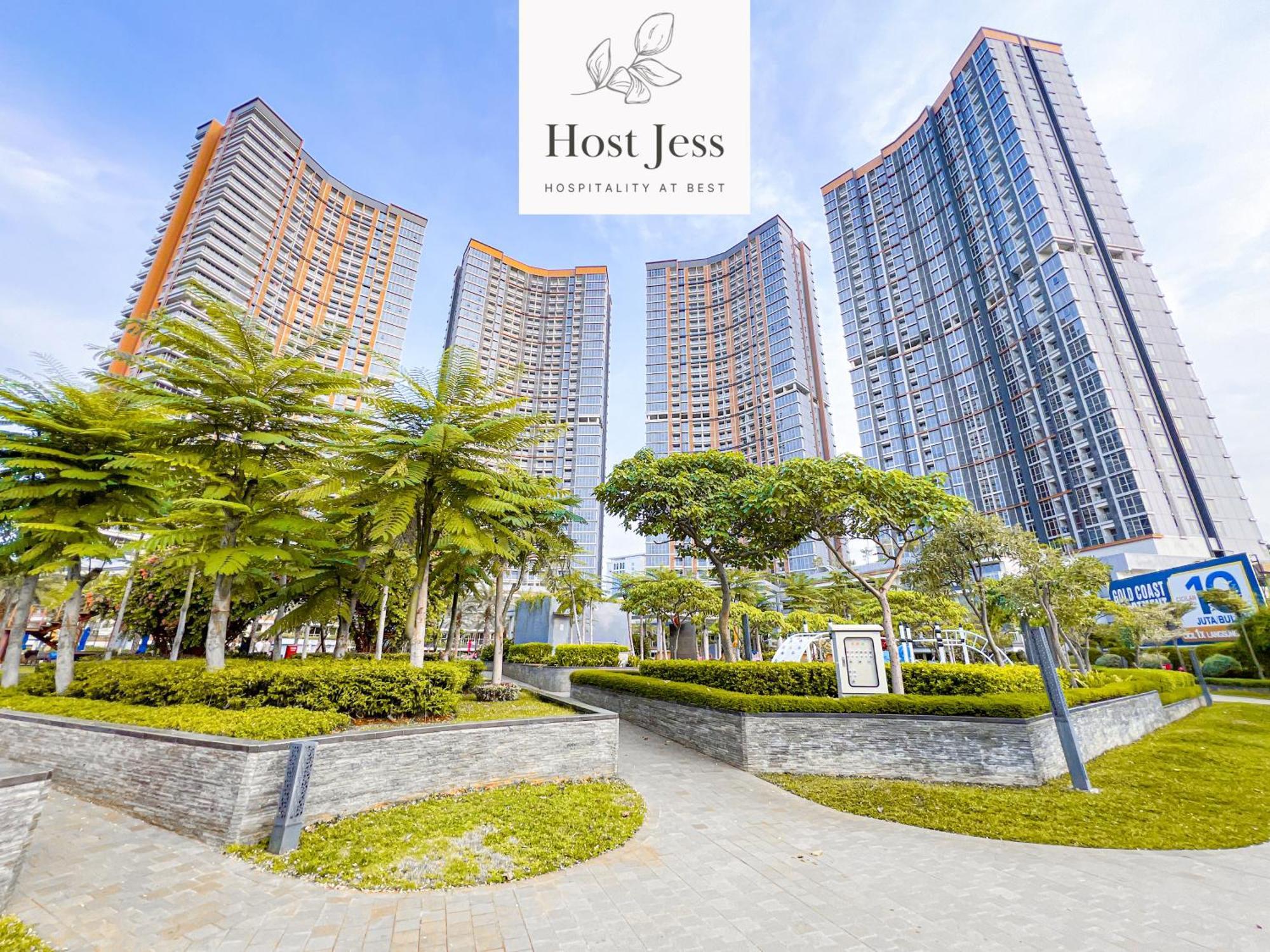 Gold Coast Pik By Host Jess Căn hộ Jakarta