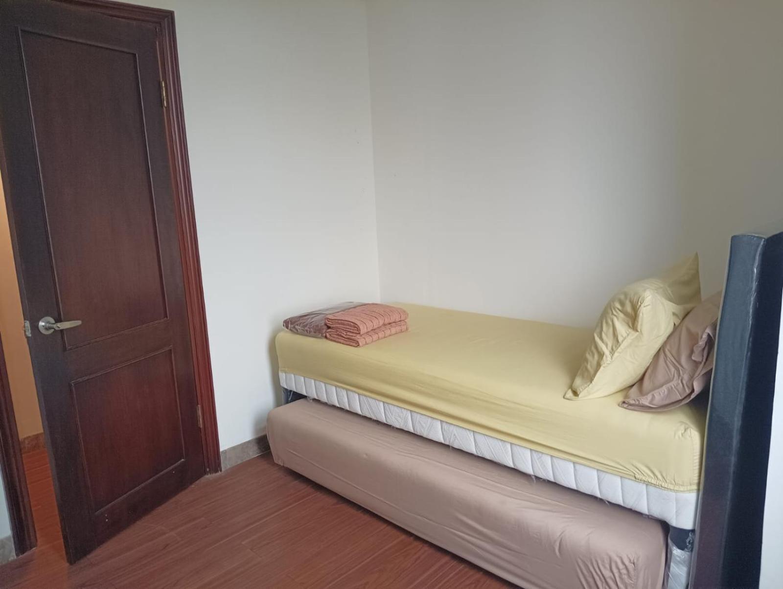 Slipi By Gin Apartment *