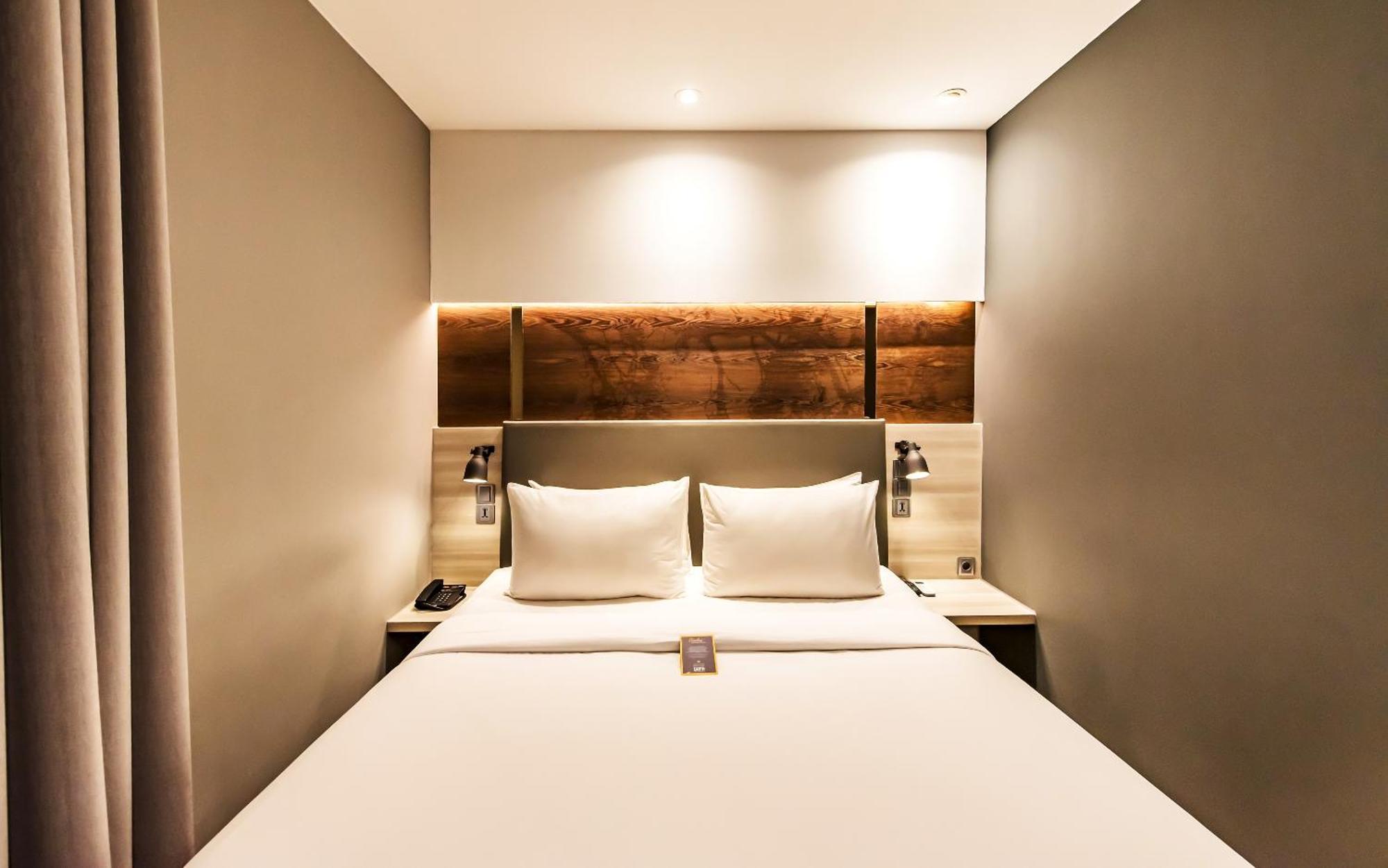 Hotel Stanley Wahid Hasyim Jakarta