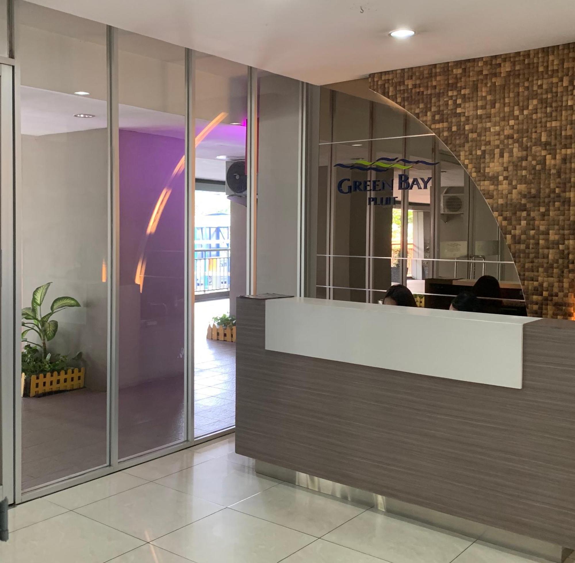 Apartment Cozy 2br With Direct Access To Mall @green Bay Pluit