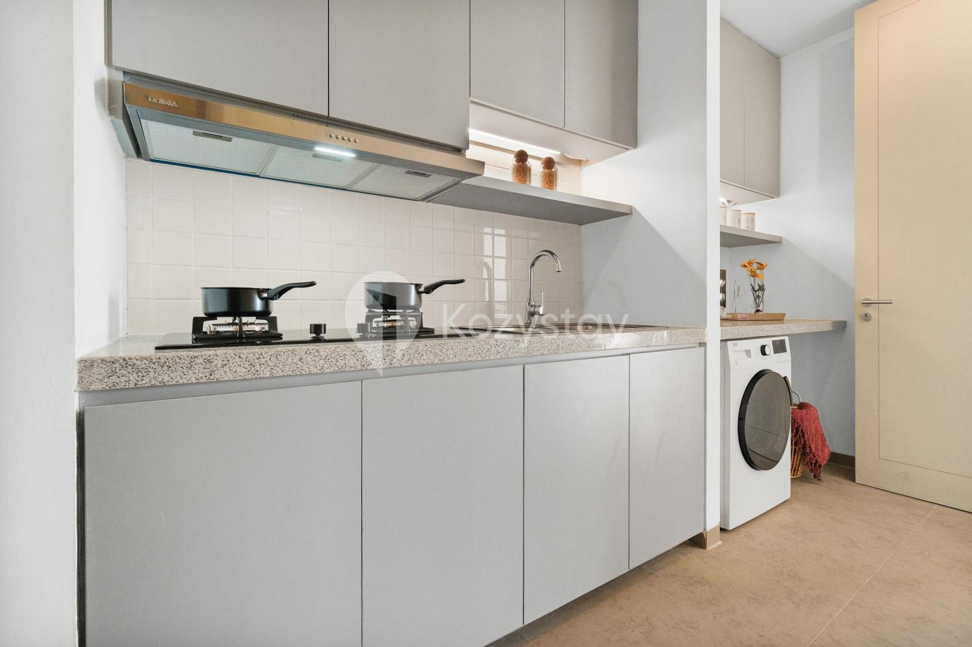 Lyra By Kozystay - Cilandak Apartment