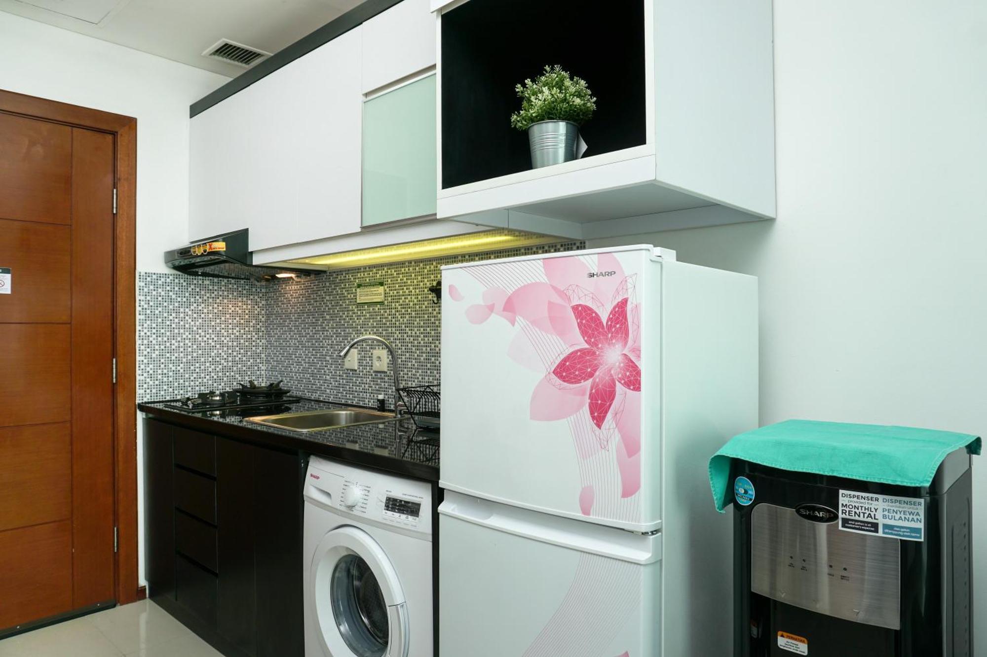 Apartment 1br At Thamrin By Travelio