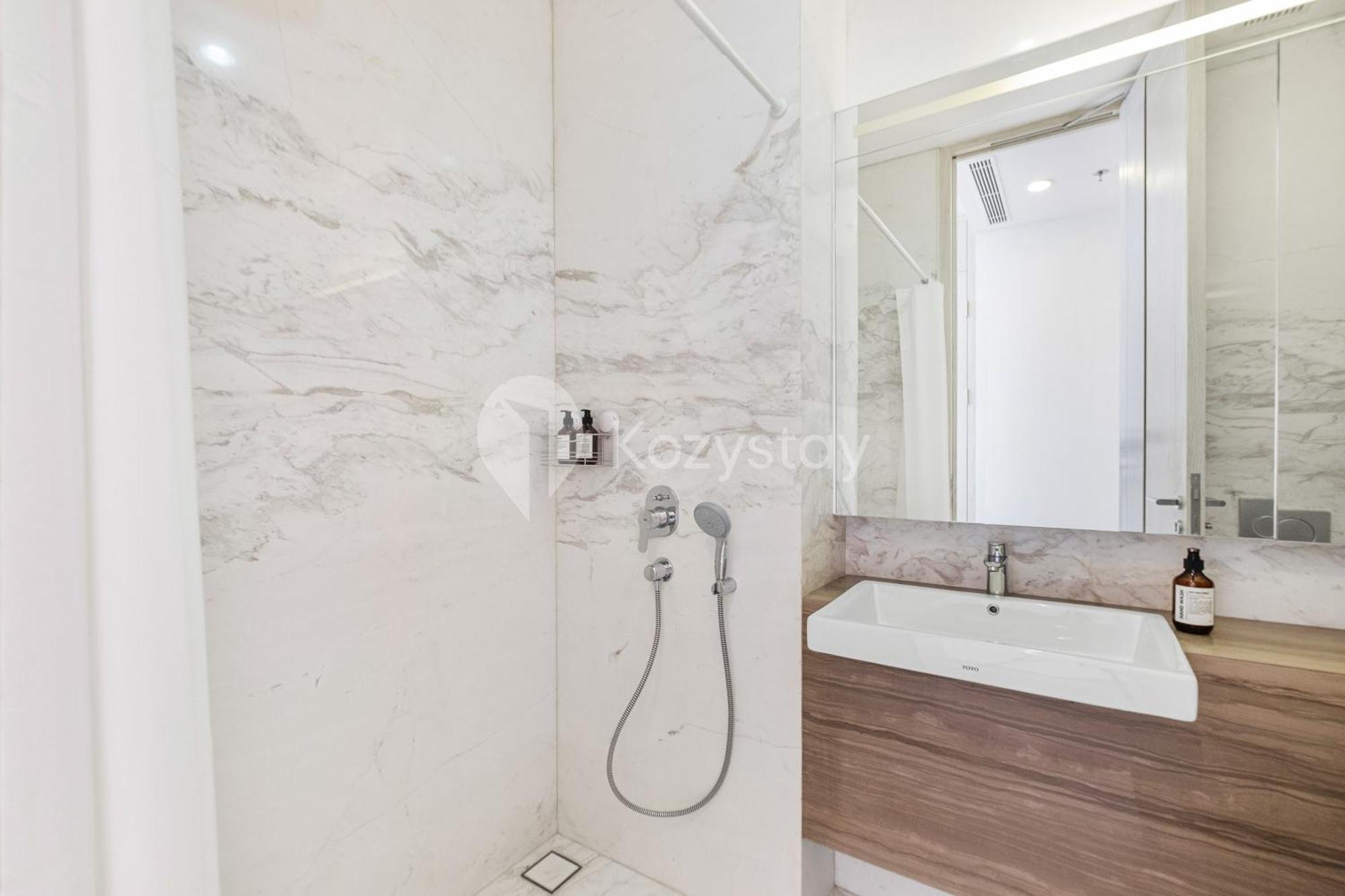 Polaris By Kozystay - Cilandak Apartment Jakarta