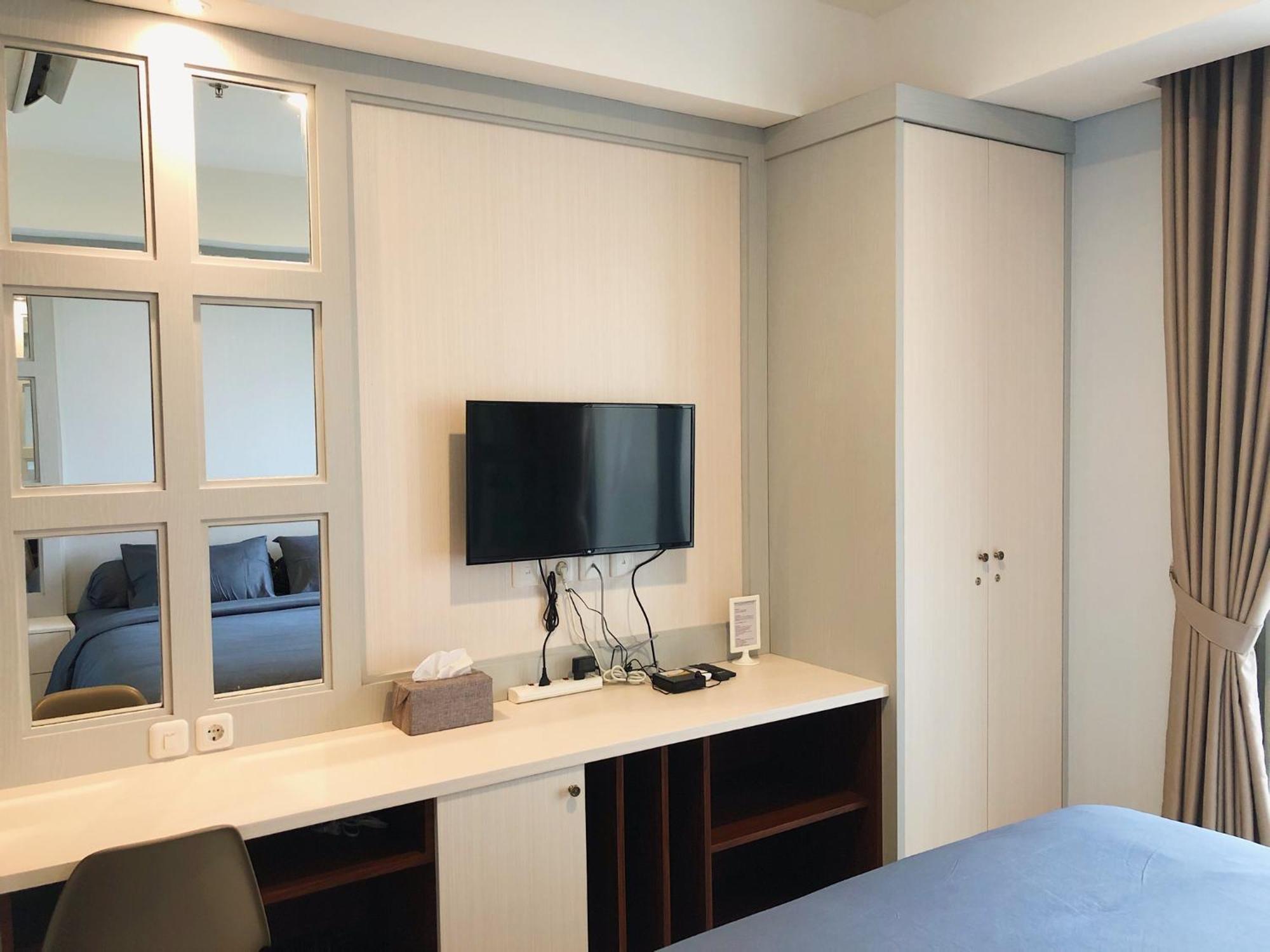 Apartment Gold Coast Pik Sea View By Longesuites Jakarta