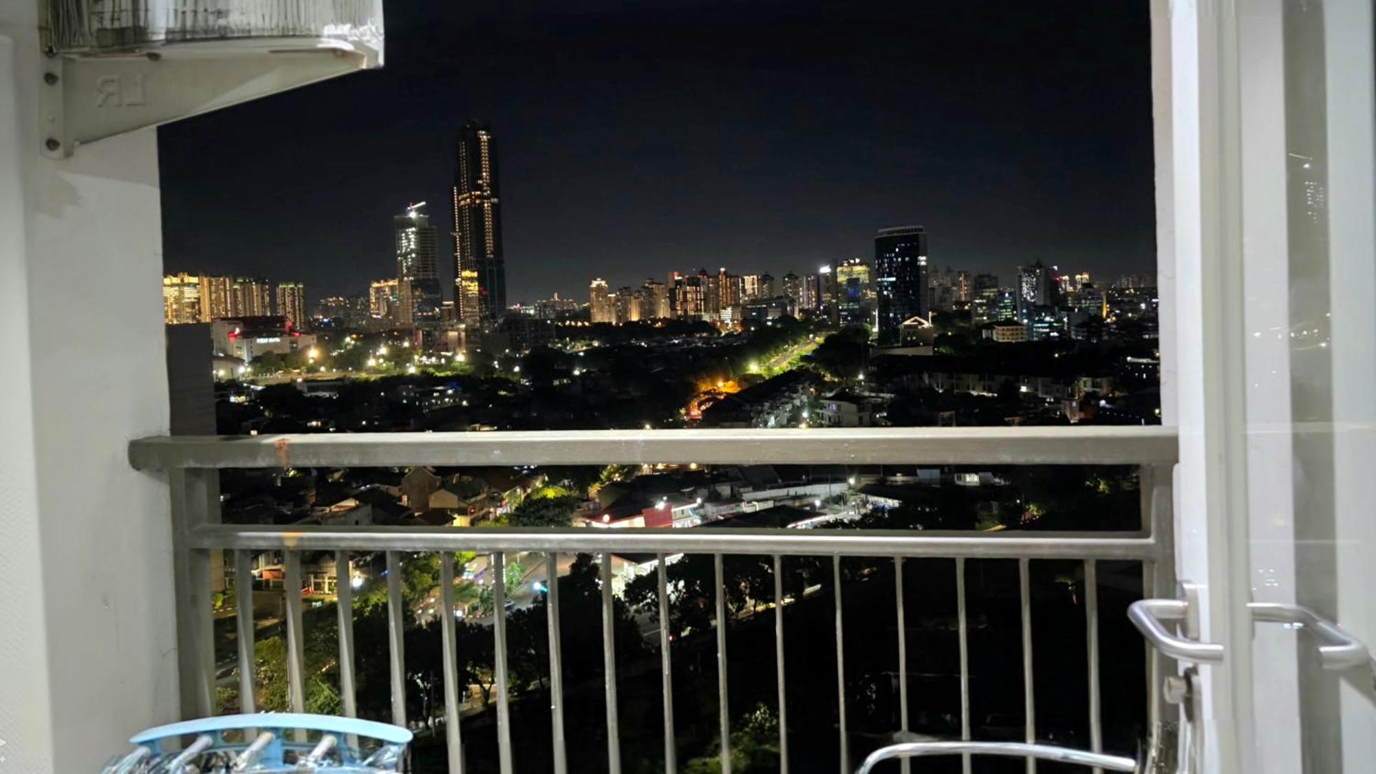 Apartment Jiexpo Kemayoran Sunrise View -min 3 Nights- *