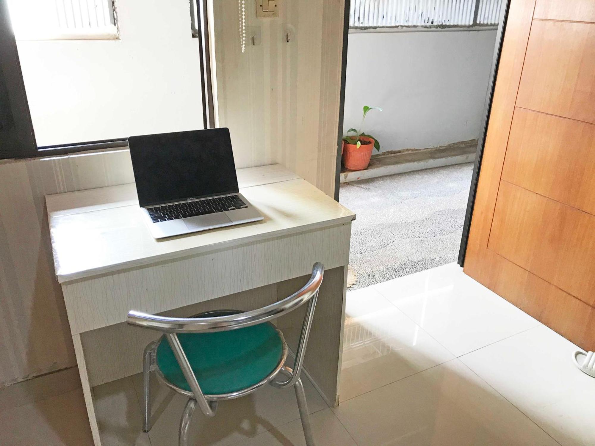 37 Gasthuis Jakarta