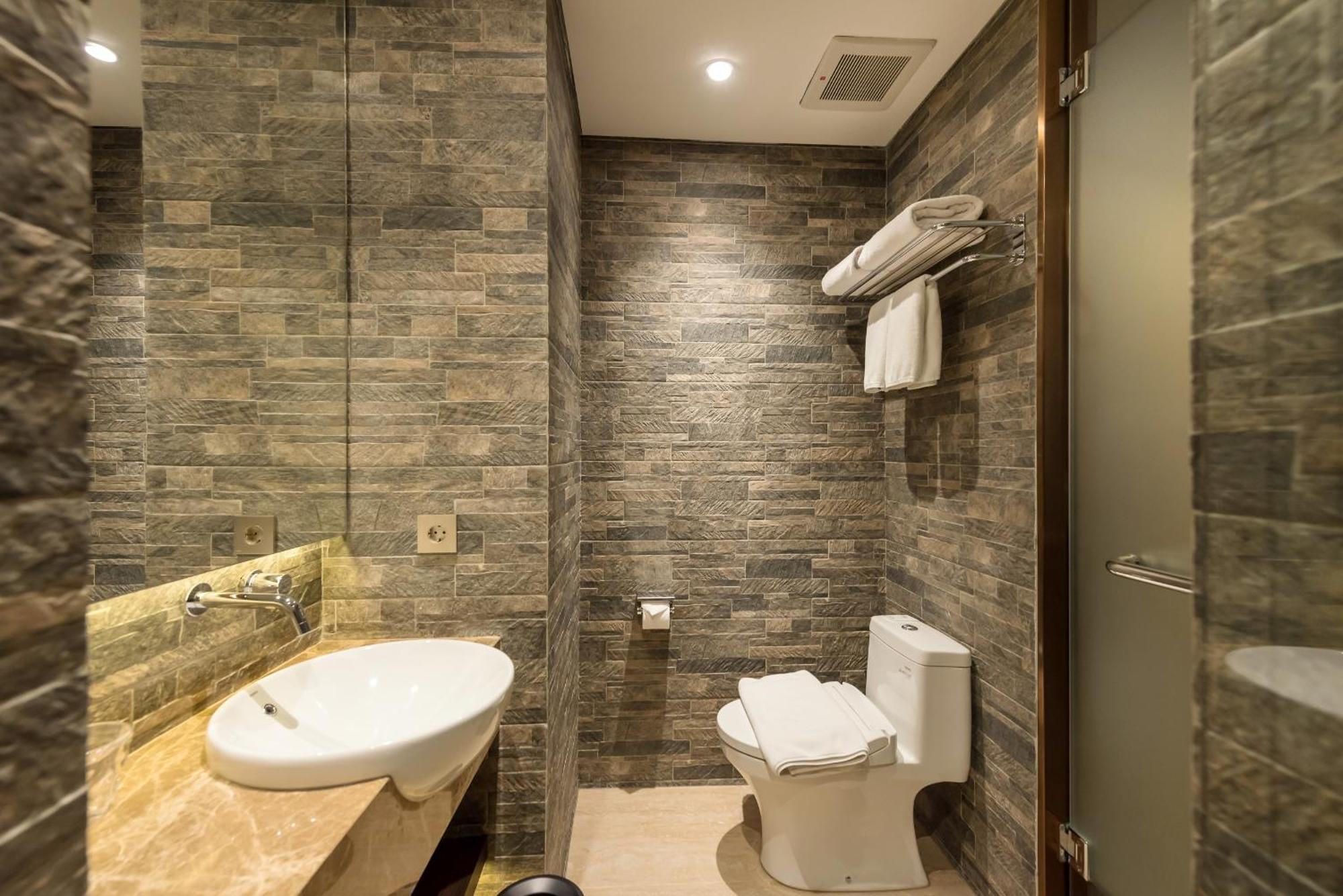 Hotel Ashley Tang Menteng 4*