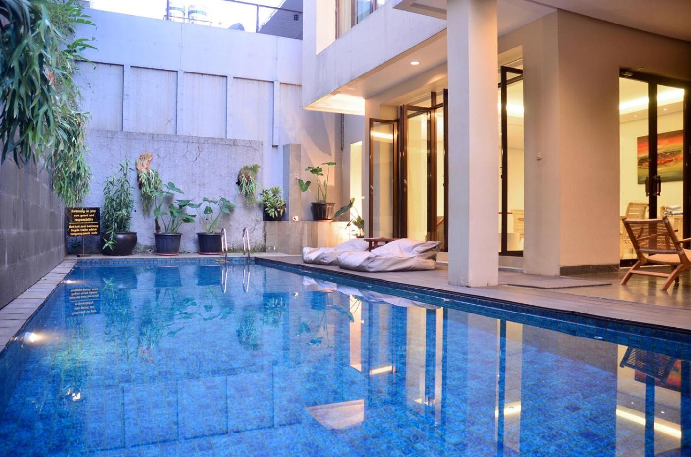 Jasmine Cozy 3 Bedrooms With A Private Swimming Pool Jakarta