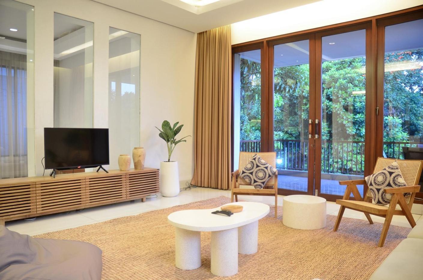 Jasmine Cozy 3 Bedrooms With A Private Swimming Pool Villa Jakarta