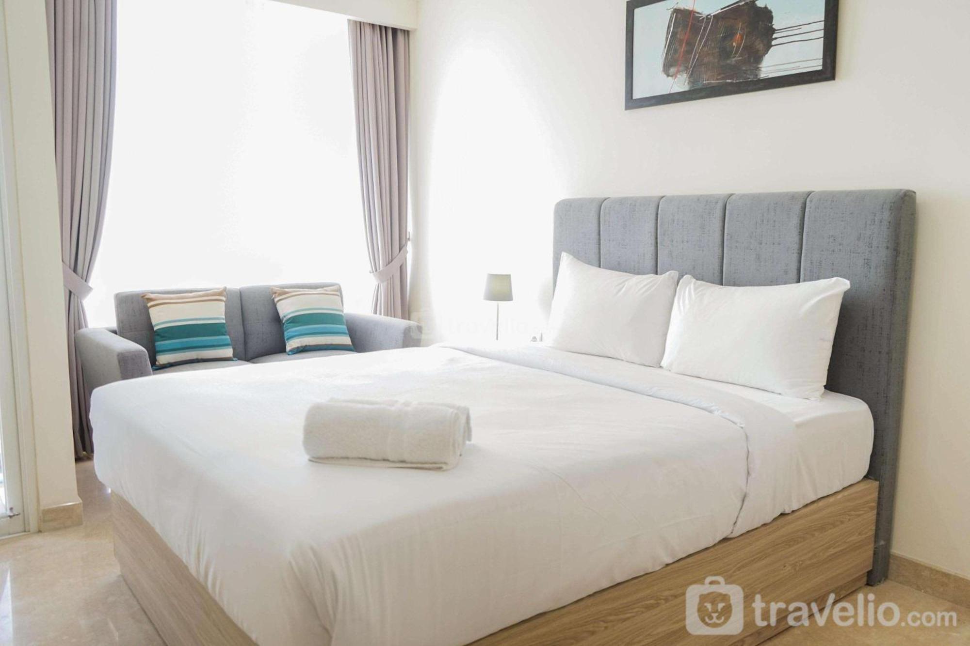 Newly Furnished At Menteng Park By Travelio *