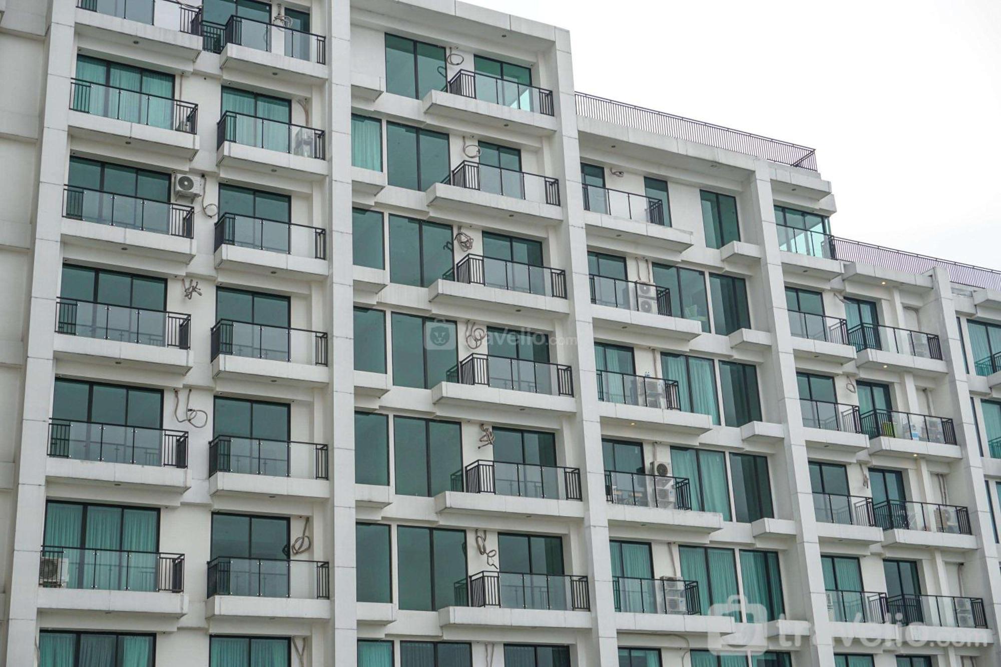 Cozy 2br Nine With View By Travelio * Jakarta
