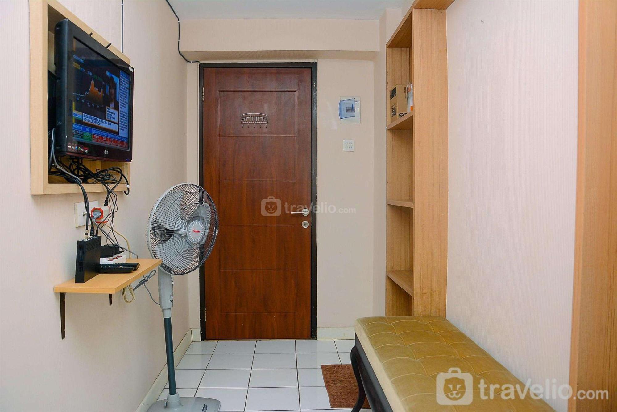 Cozy Living With Modern Design 1br Kebagusan By Travelio