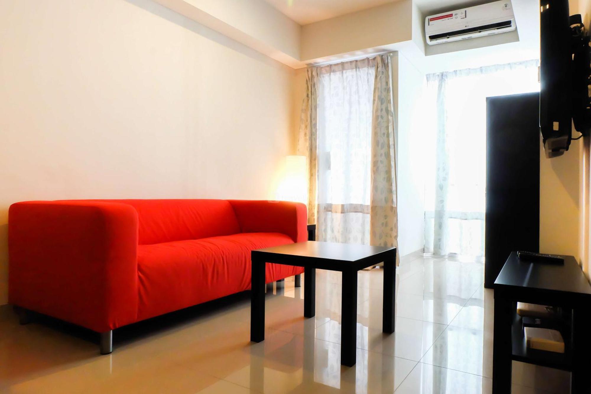 2br Location The H By Travelio