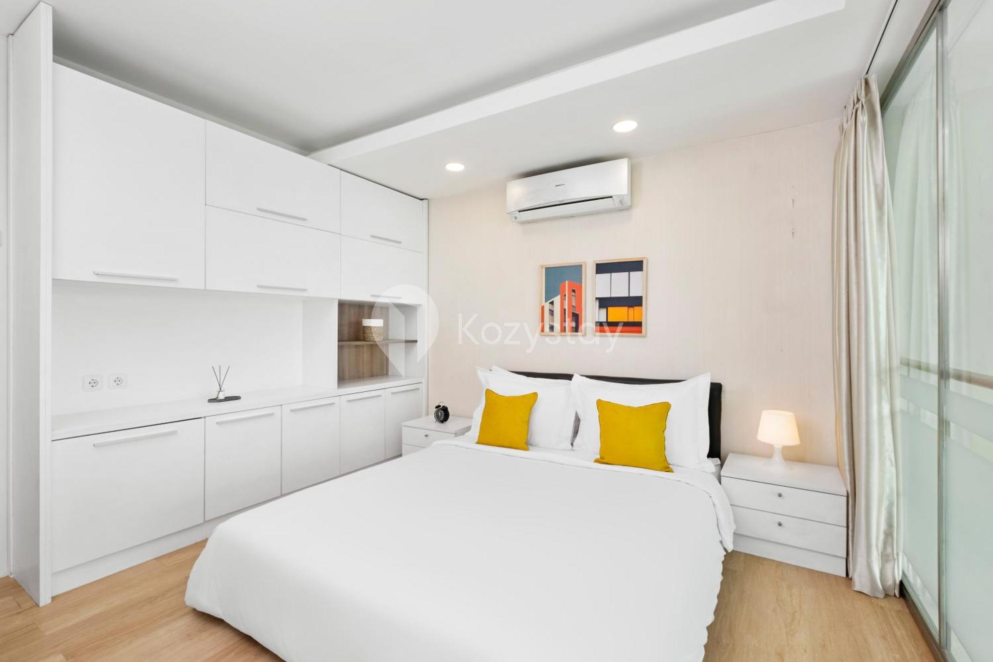 Lumos By Kozystay - Sudirman Apartment *