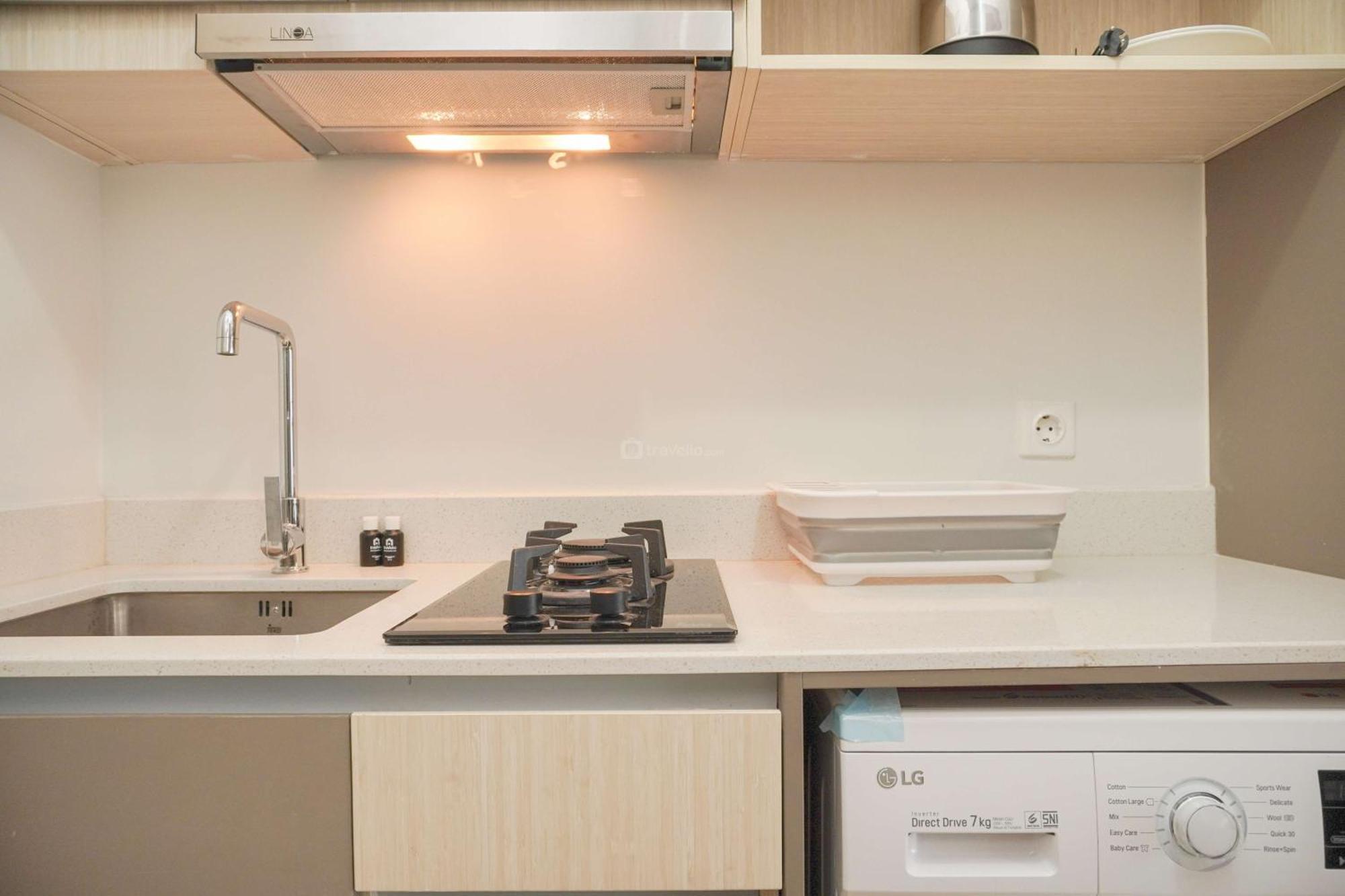 Minimalist And At Gold Coast By Travelio Jakarta