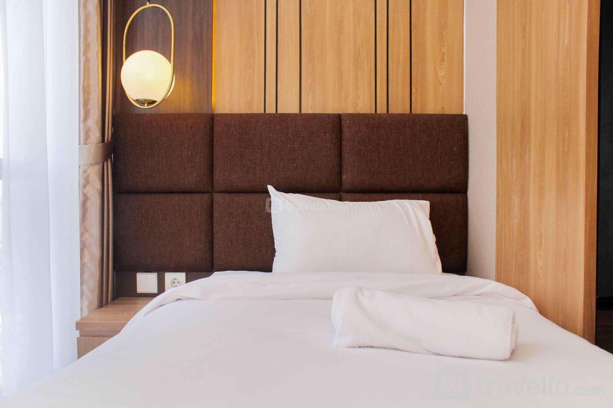 Apartment Stunning And Comfy 2br + Study At Sudirman By Travelio