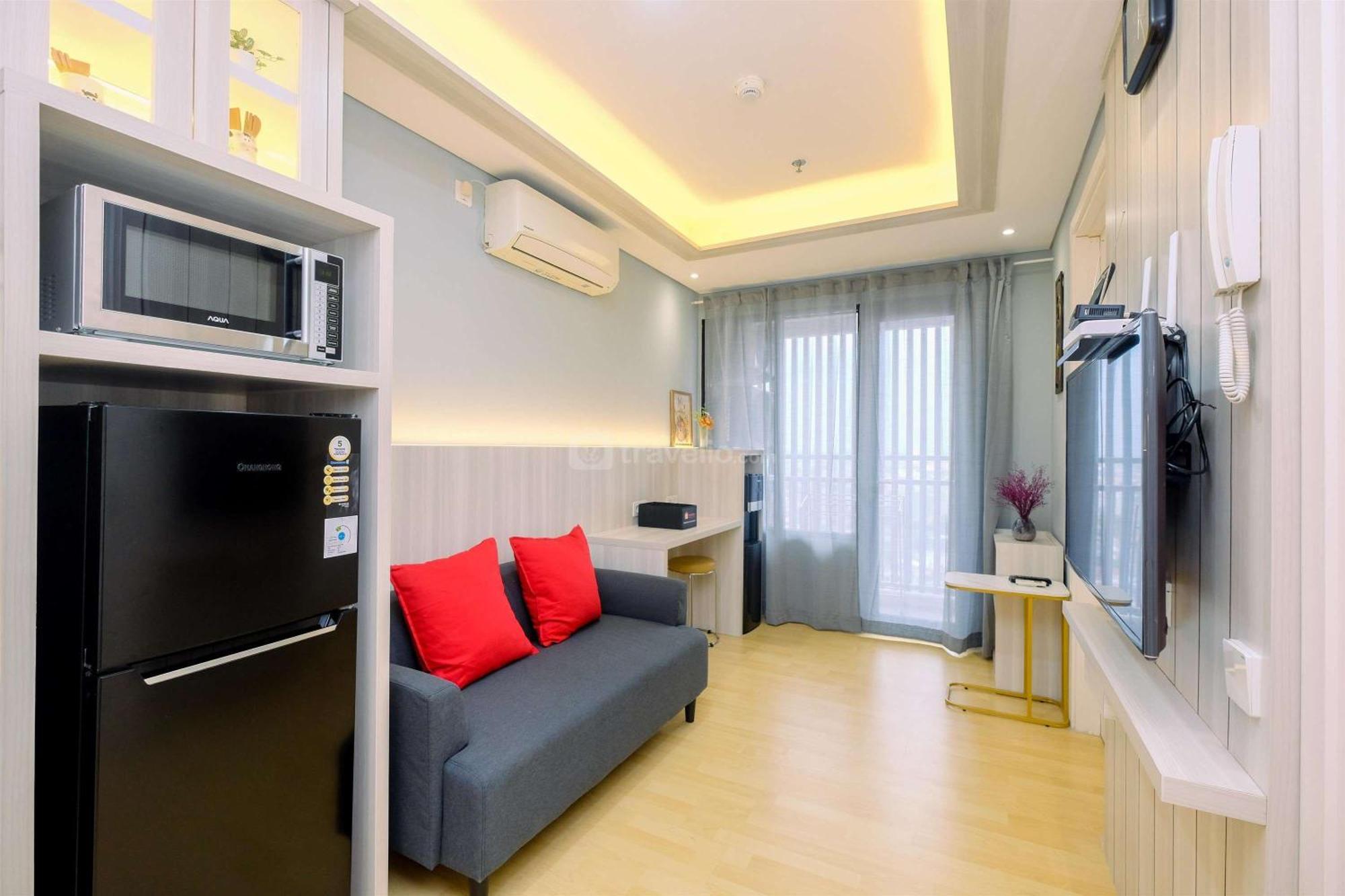 Apartment Comfort 2br At Kebayoran Icon By Travelio