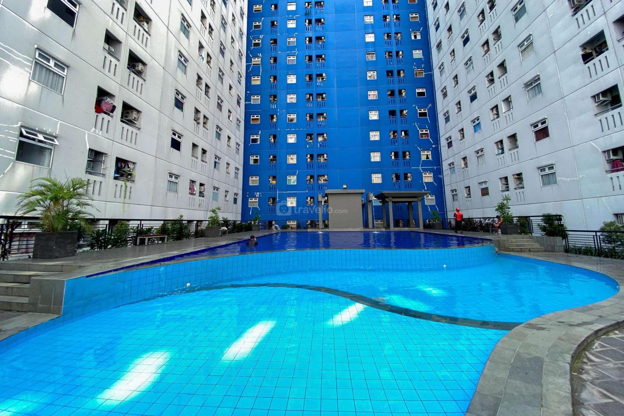 Strategic And Comfy 2br At Pramuka By Travelio *