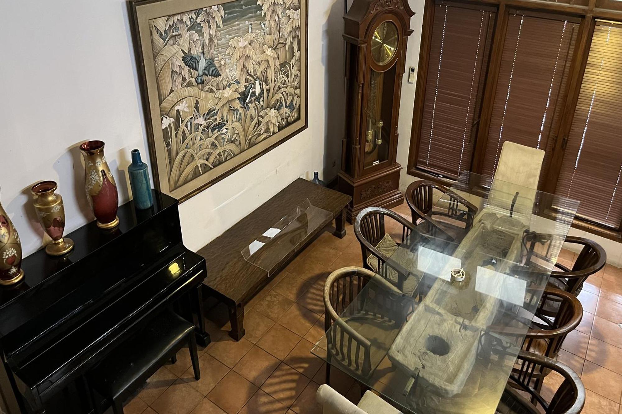 R Guest house