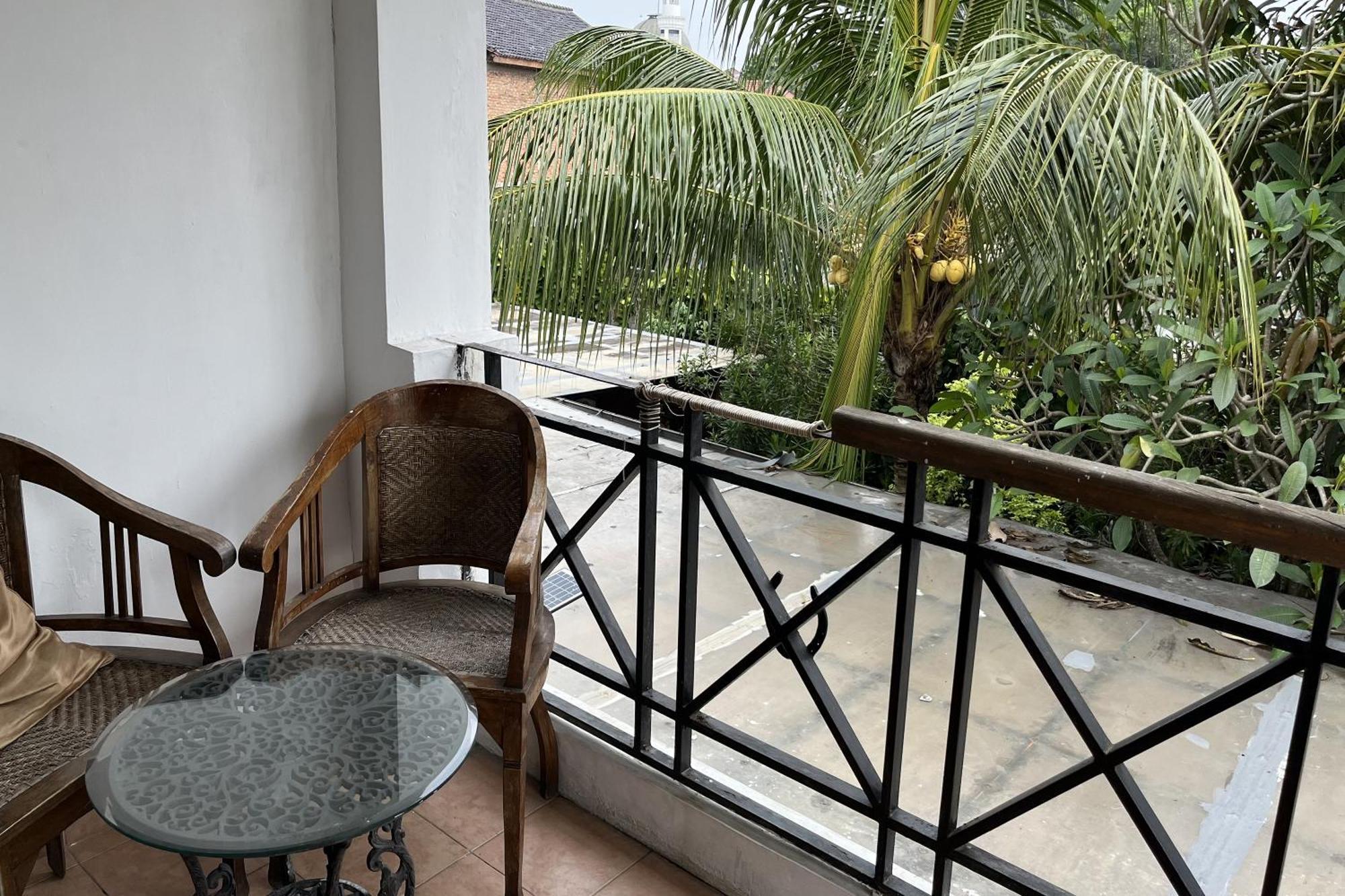 R Guest house