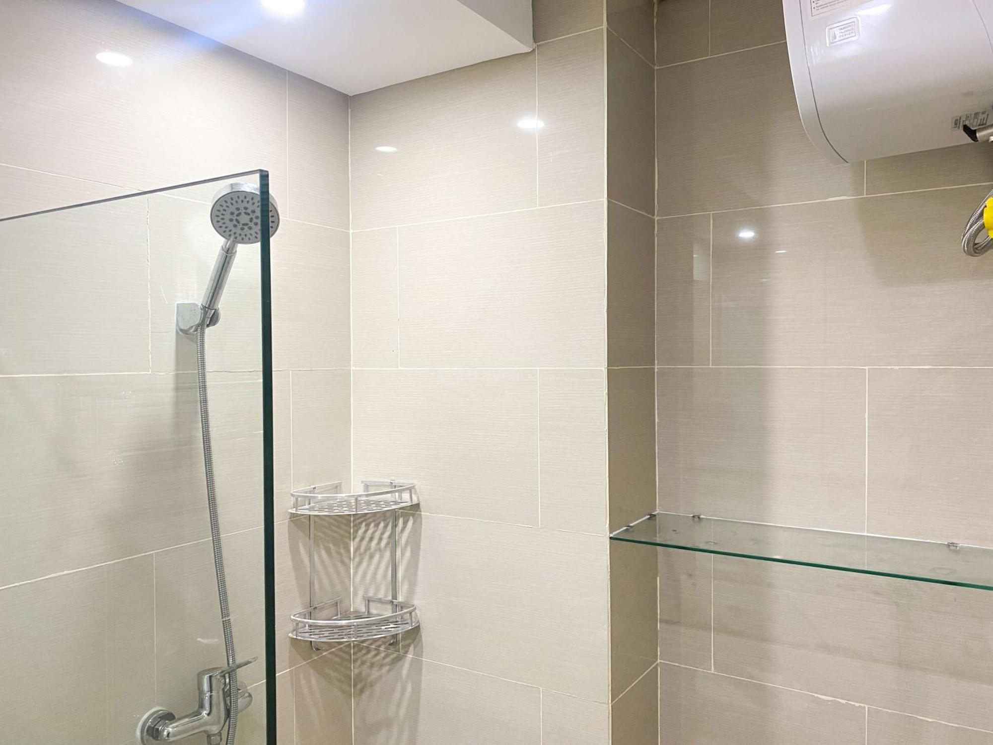 Apartment Good And Modern 2br Daan Mogot By Travelio