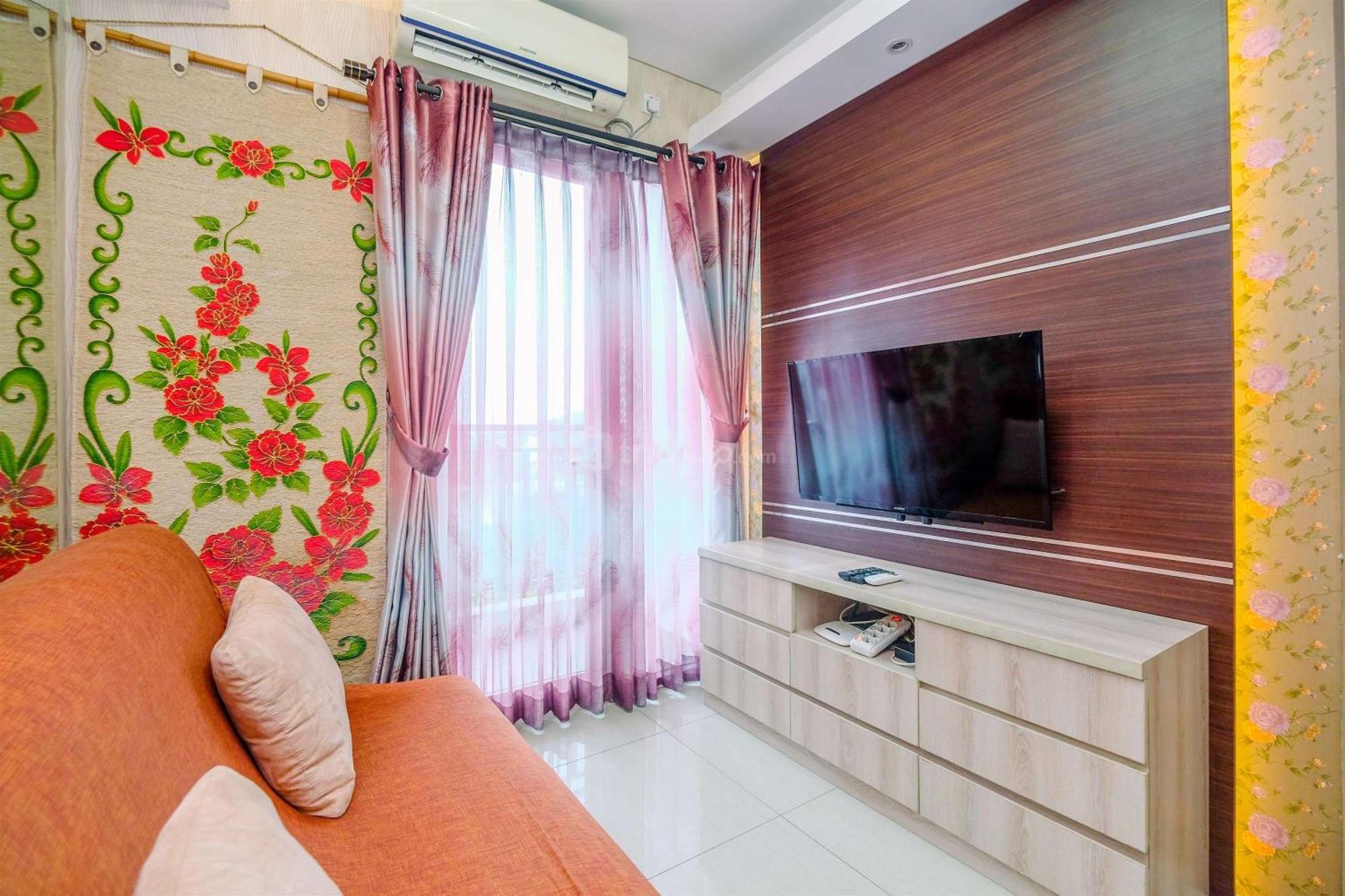 And Comfort 2br At Woodland Park By Travelio Jakarta