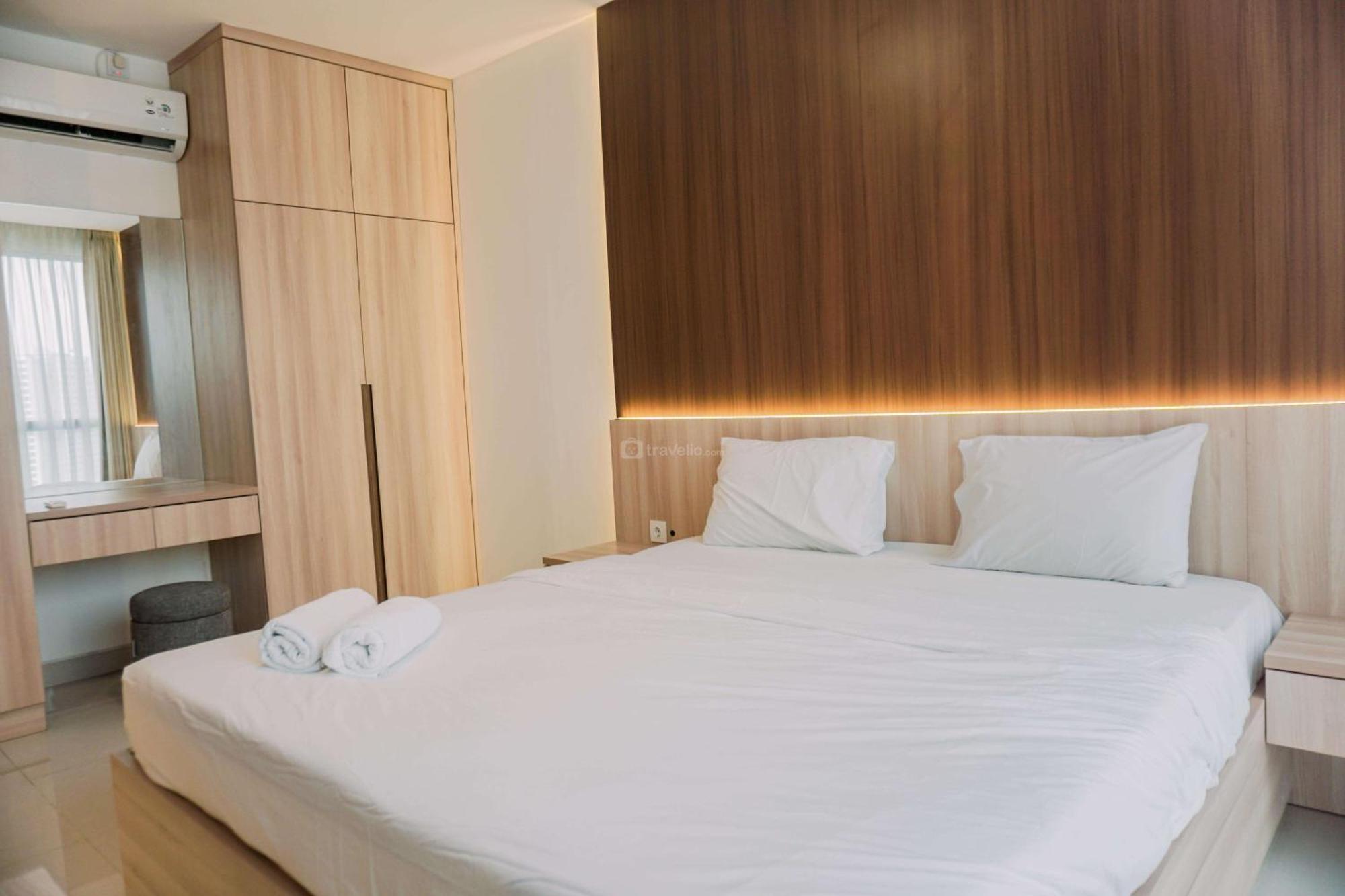 Apartemen Spacious And Warm 2br At Ciputra World 2 By Travelio *
