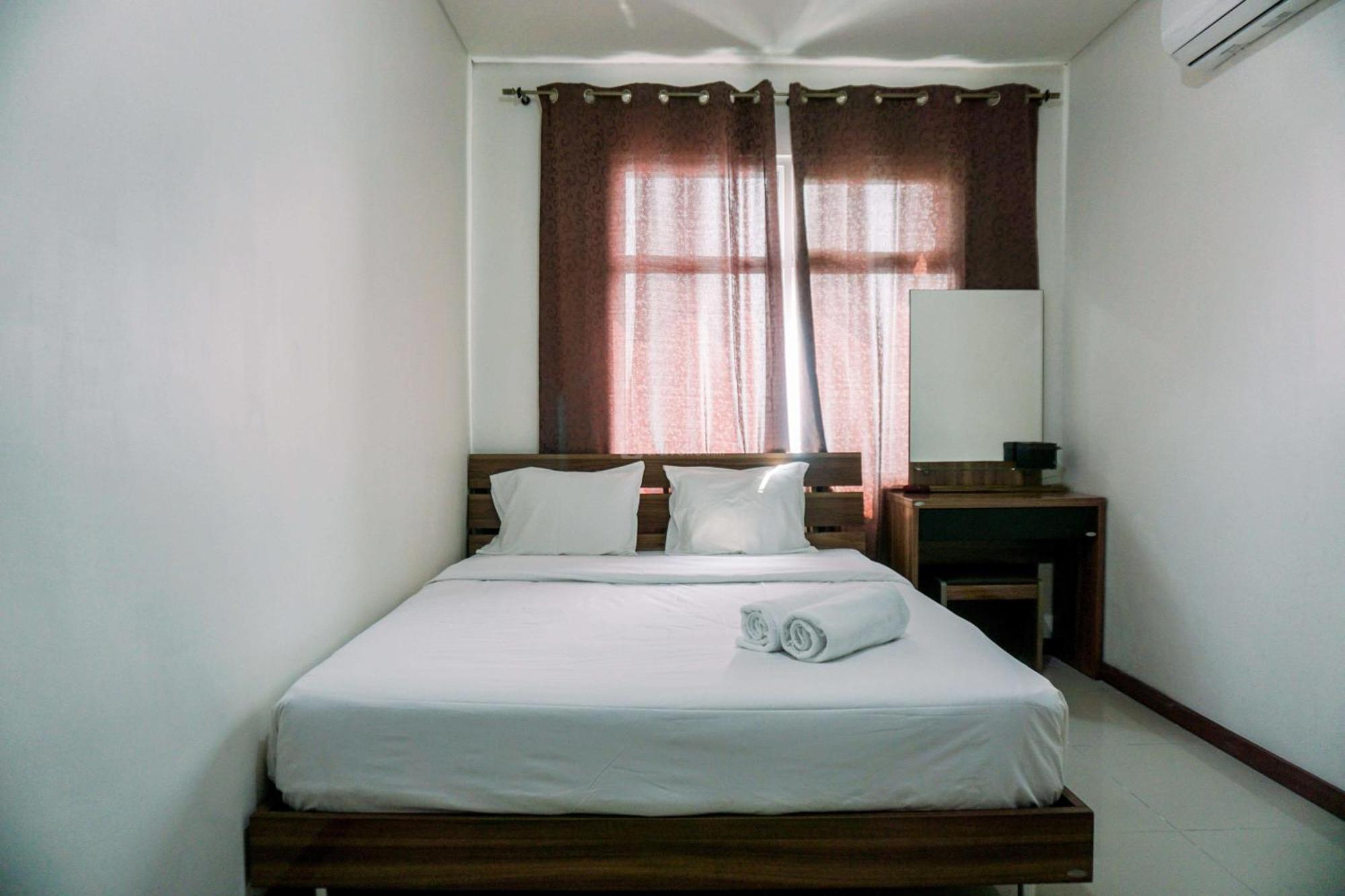 Modern Look 1br Bay By Travelio Apartment Jakarta