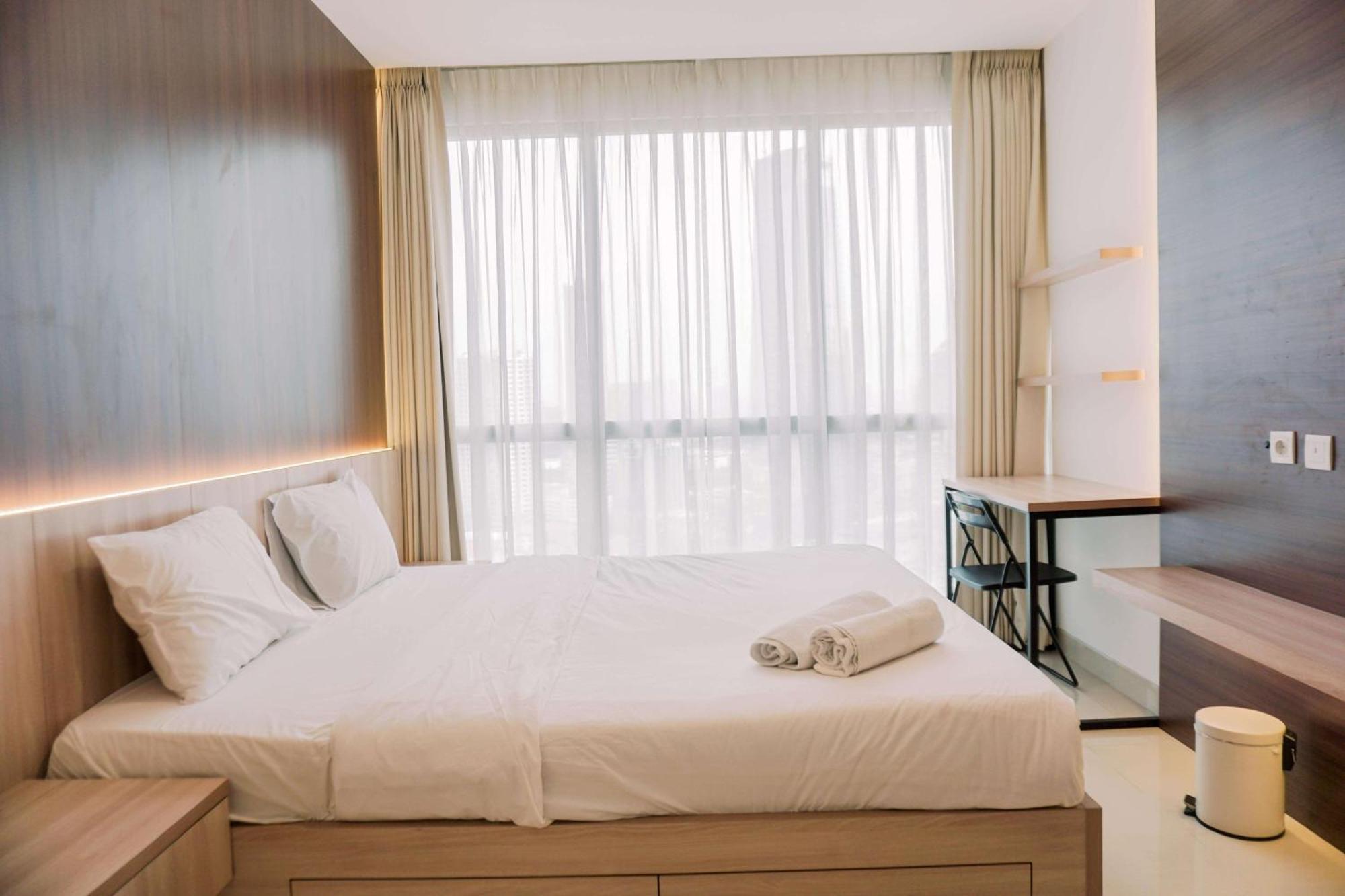 Spacious And Warm 2br At Ciputra World 2 By Travelio Apartemen *