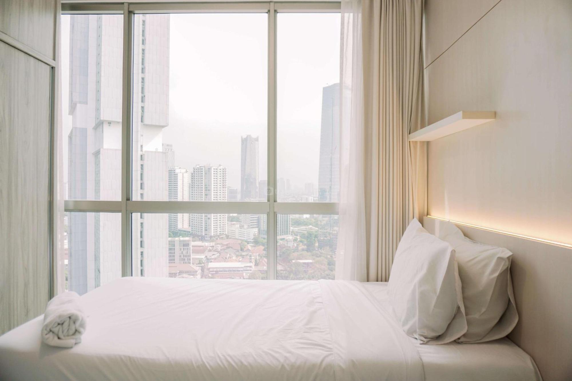 Spacious And Warm 2br At Ciputra World 2 By Travelio Apartemen