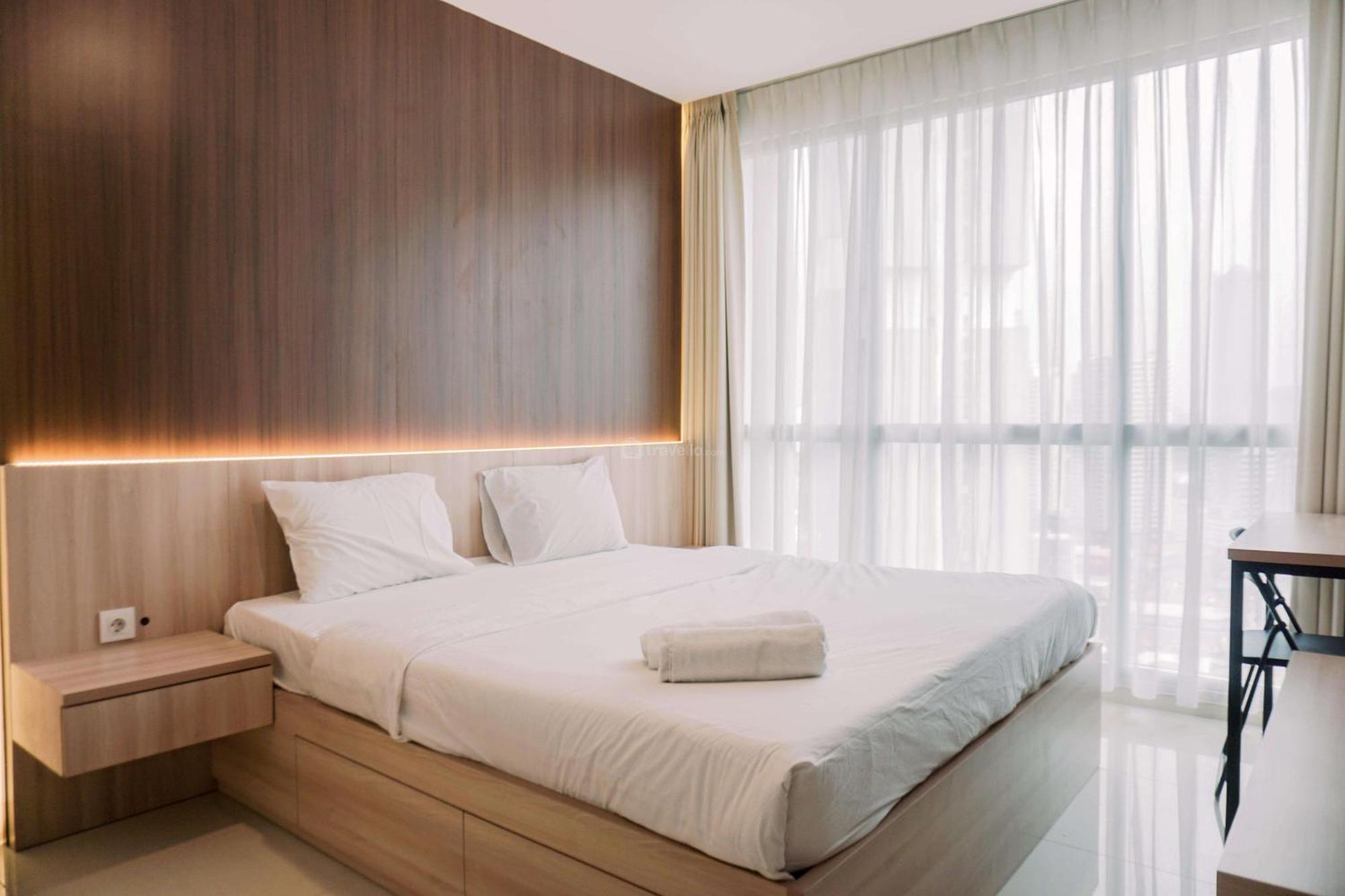 Spacious And Warm 2br At Ciputra World 2 By Travelio Apartemen *