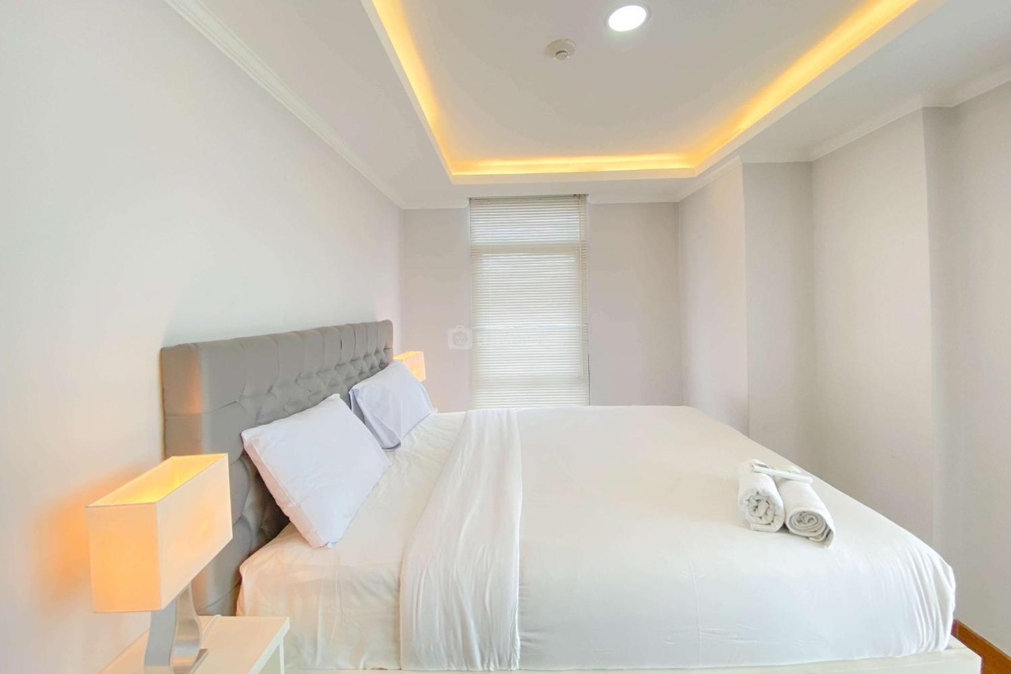 Apartment Spacious And Comfort 2br Pejaten Park By Travelio
