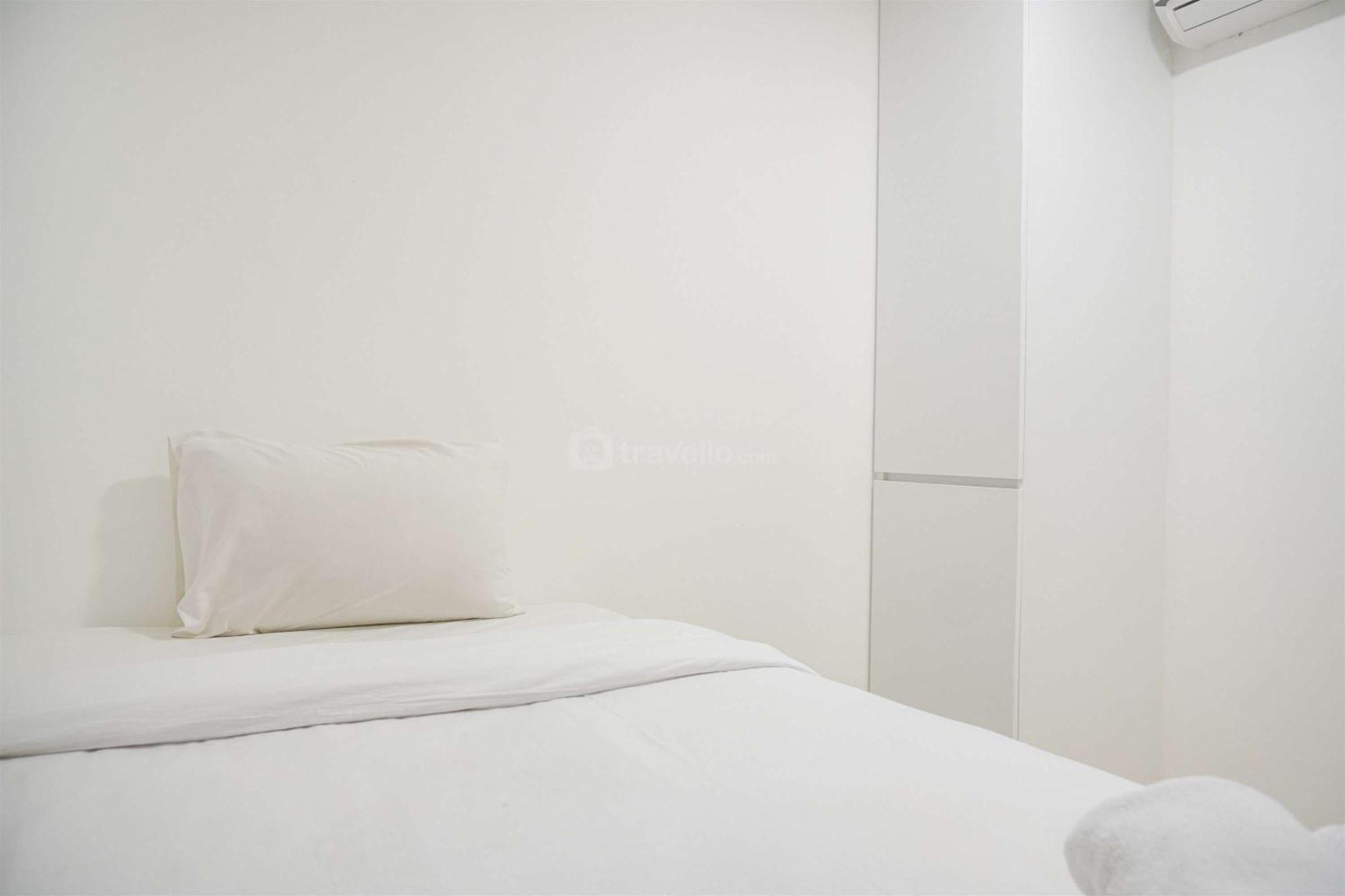 Apartment Modern And Homey 2br At Mt Haryono Square By Travelio *