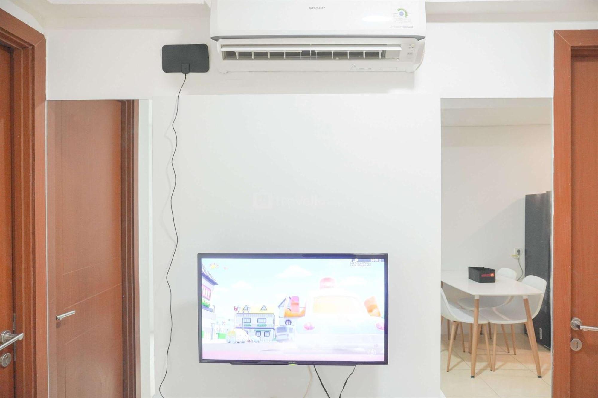 Modern And Homey 2br At Mt Haryono Square By Travelio