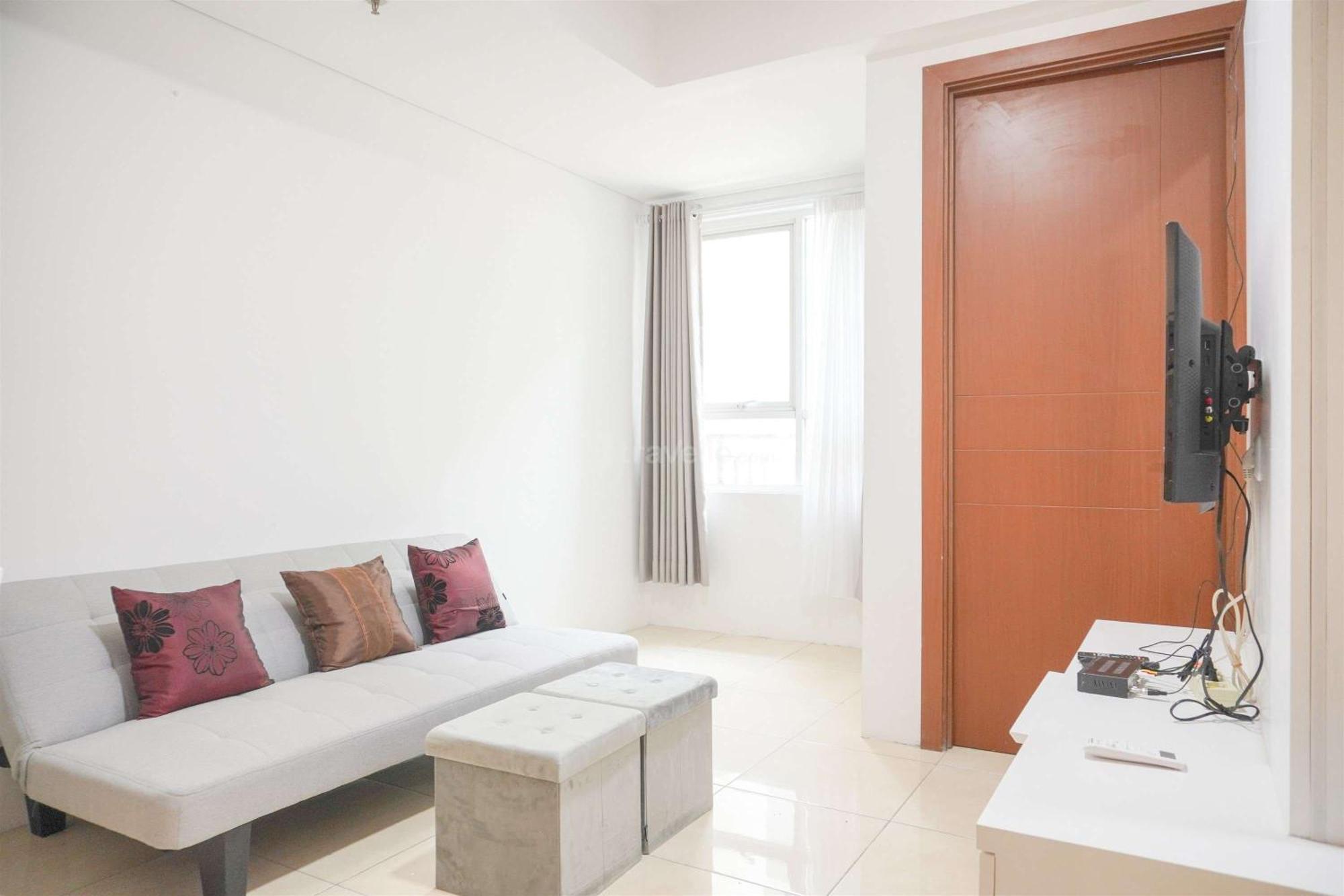 Modern And Homey 2br At Mt Haryono Square By Travelio Apartment *