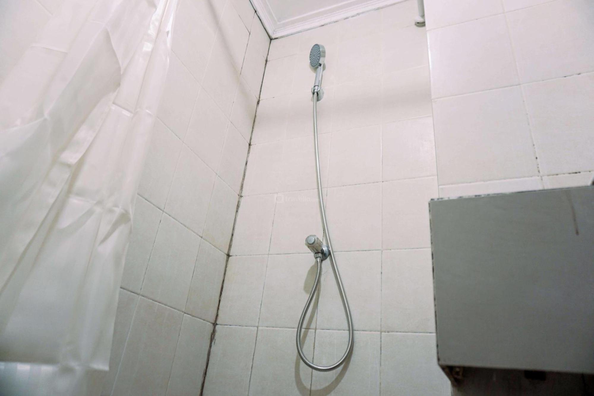 Apartment Good And Homey 1br Maple Park Sunter By Travelio