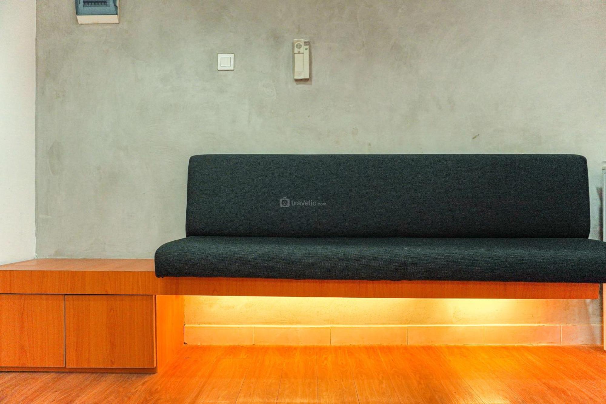Apartment Good And Comfortable 1br The Boulevard By Travelio