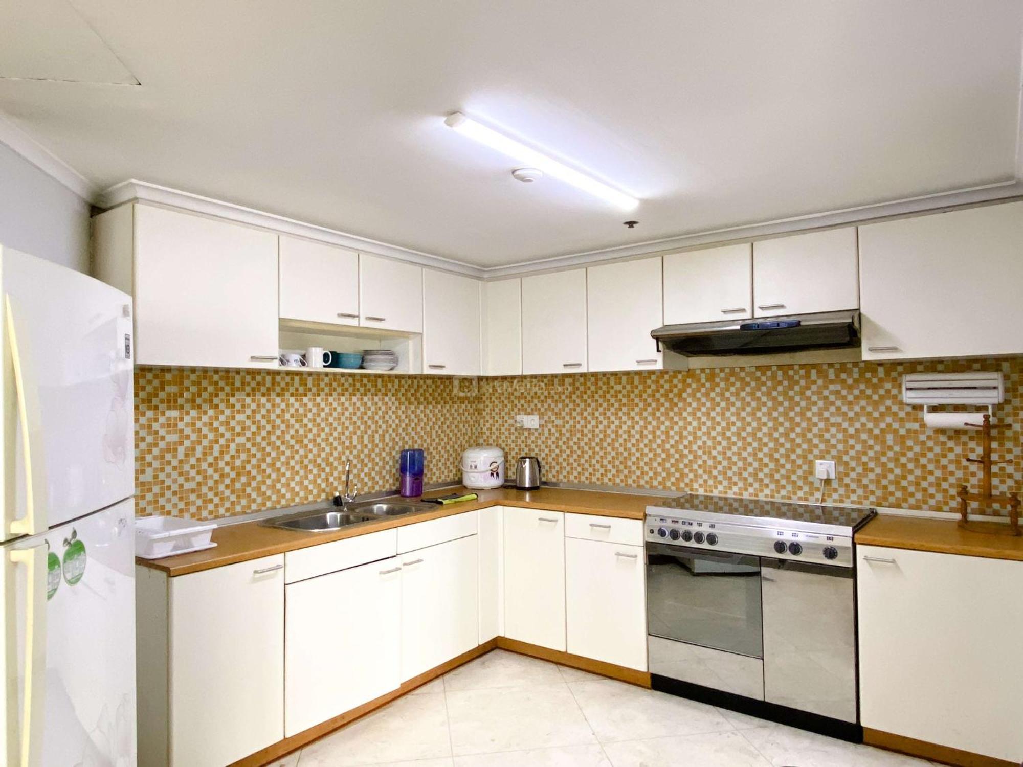 Wonderful And Homey 3br Sudirman Tower By Travelio *