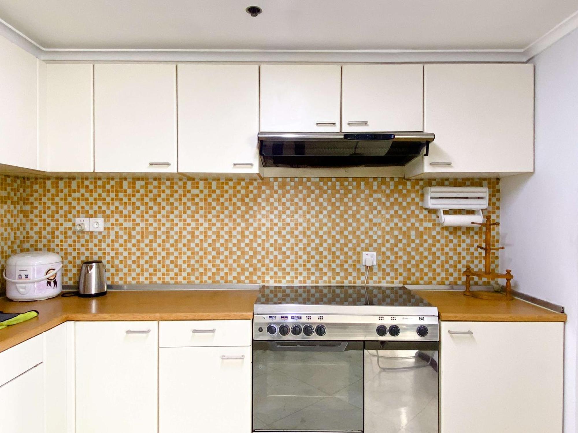 Wonderful And Homey 3br Sudirman Tower By Travelio Apartment *
