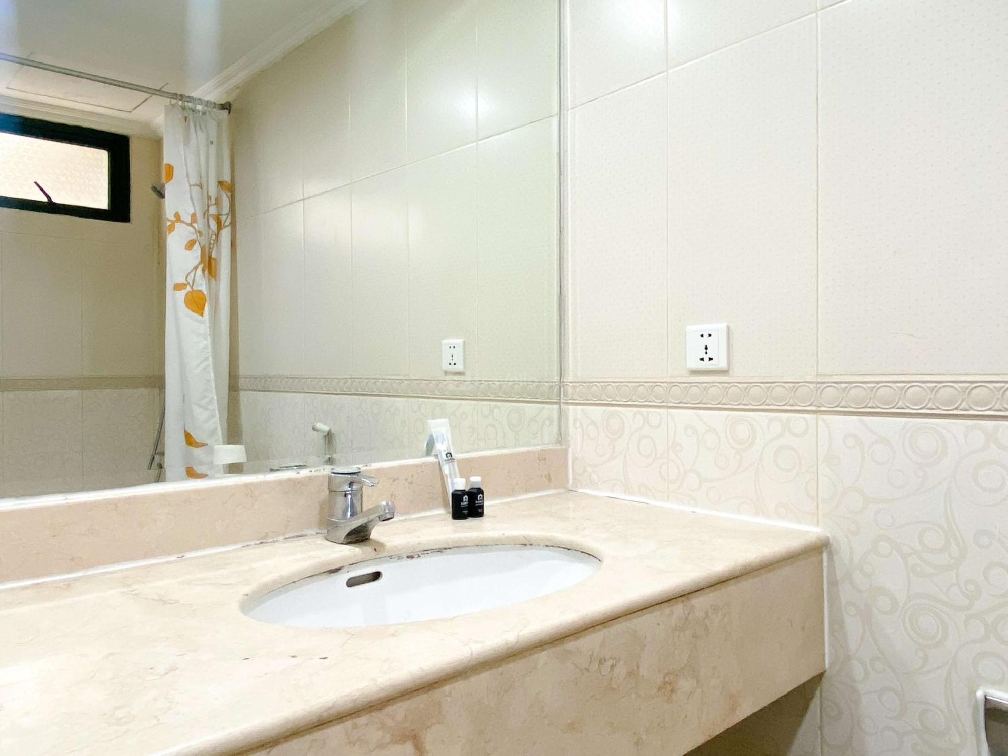 Apartment Wonderful And Homey 3br Sudirman Tower By Travelio *