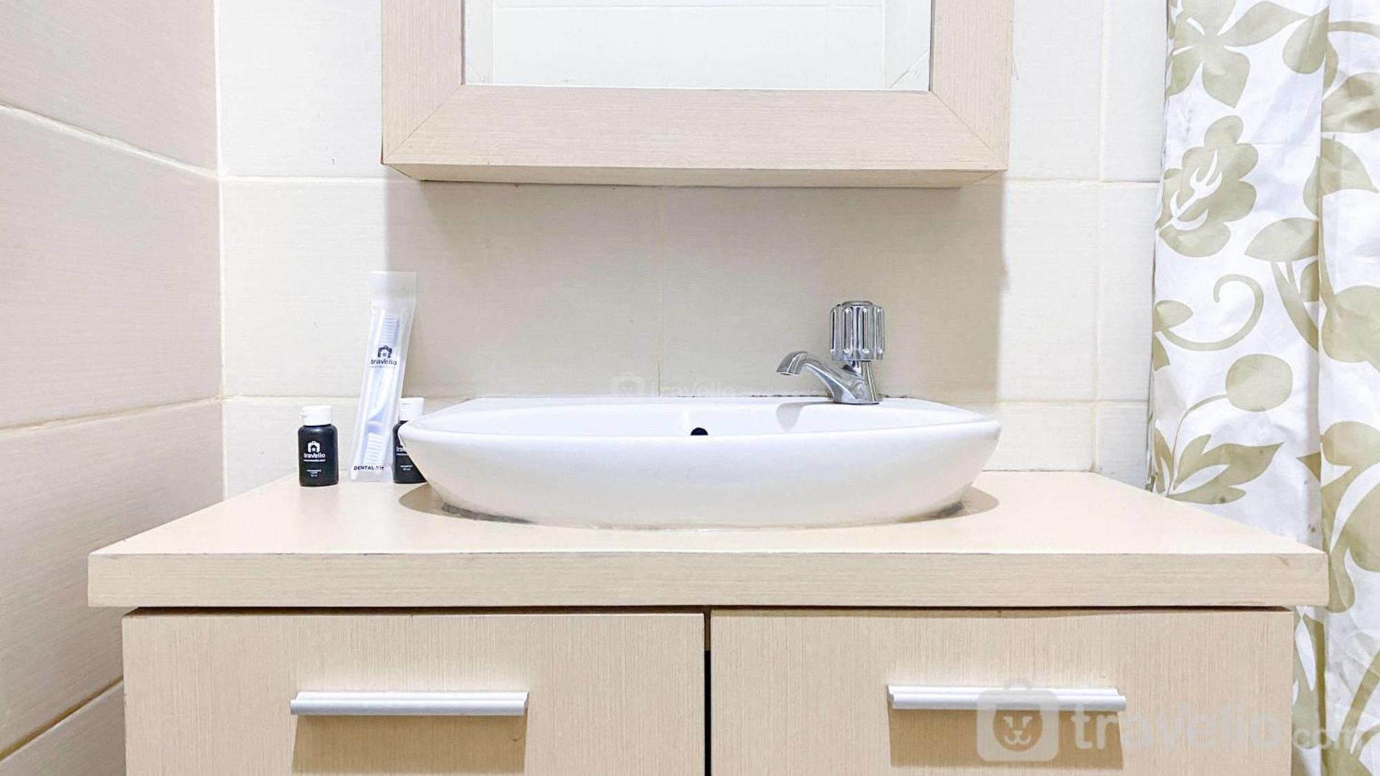 Apartment Homey And Warm 1br Belmont Puri By Travelio Jakarta