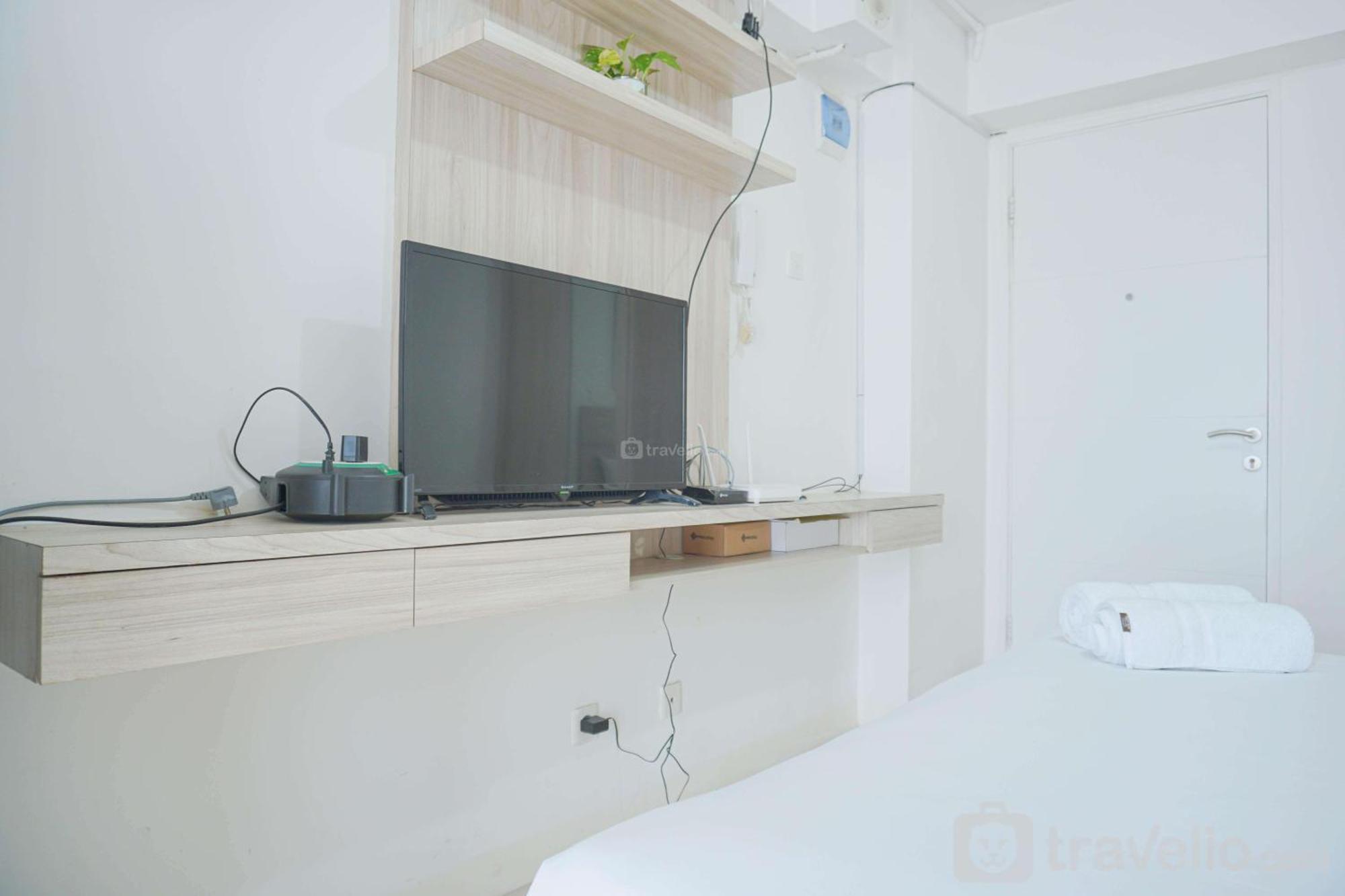 Cozy And Homey At Bassura By Travelio Apartment