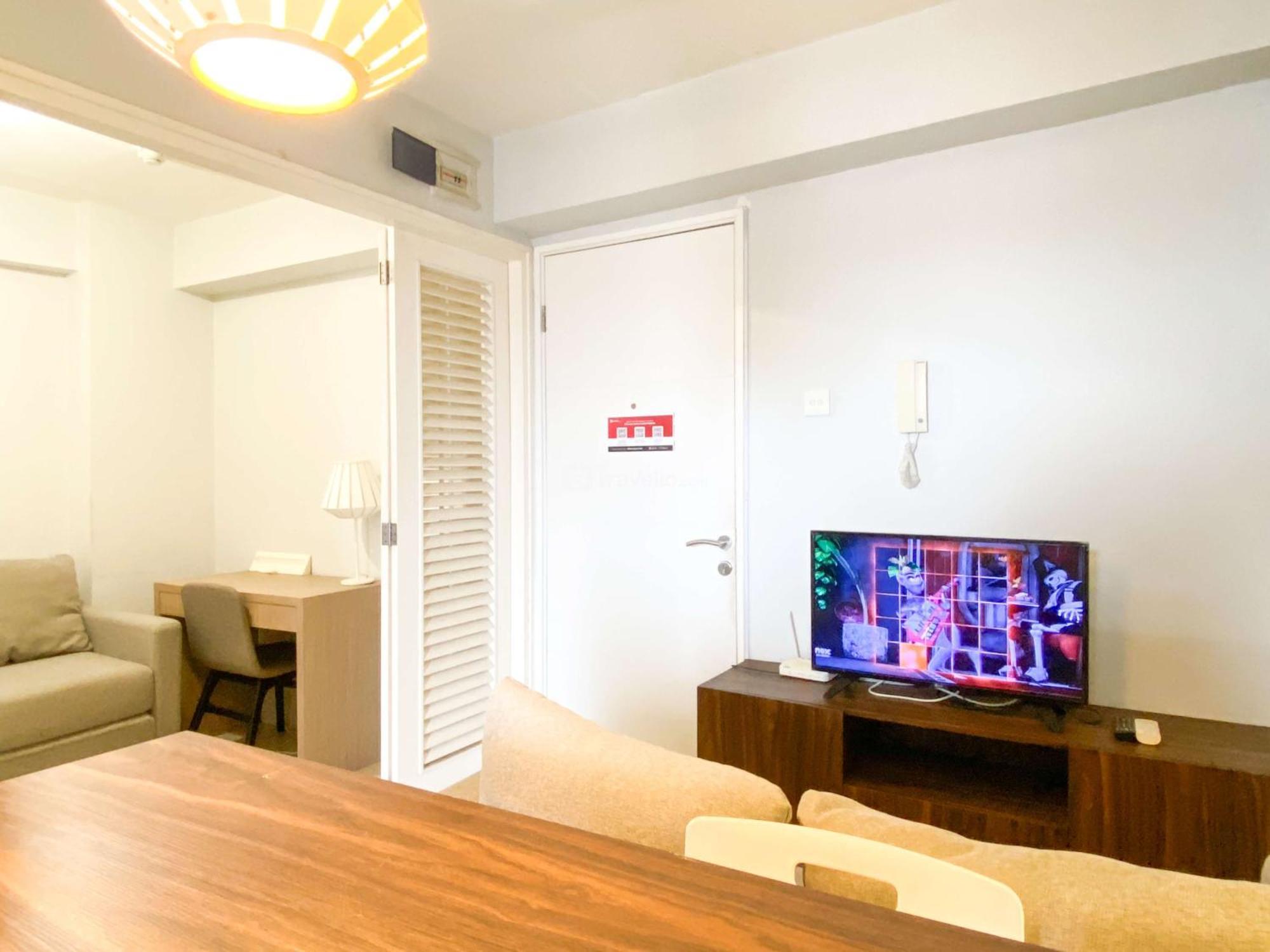 Apartment Good And Minimalist 1br At Bassura By Travelio Jakarta