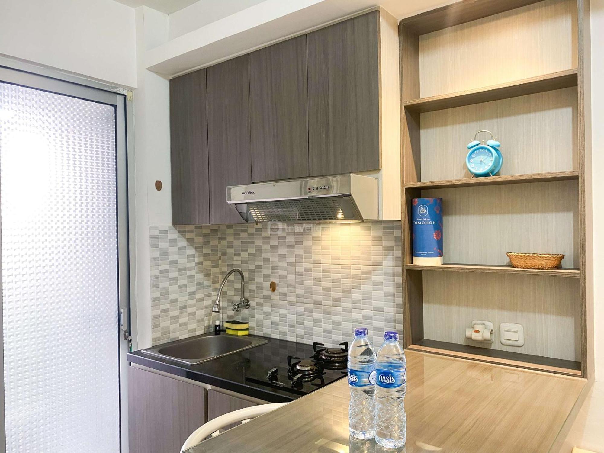 Apartment Well Furnished And Homey 2br Bassura By Travelio