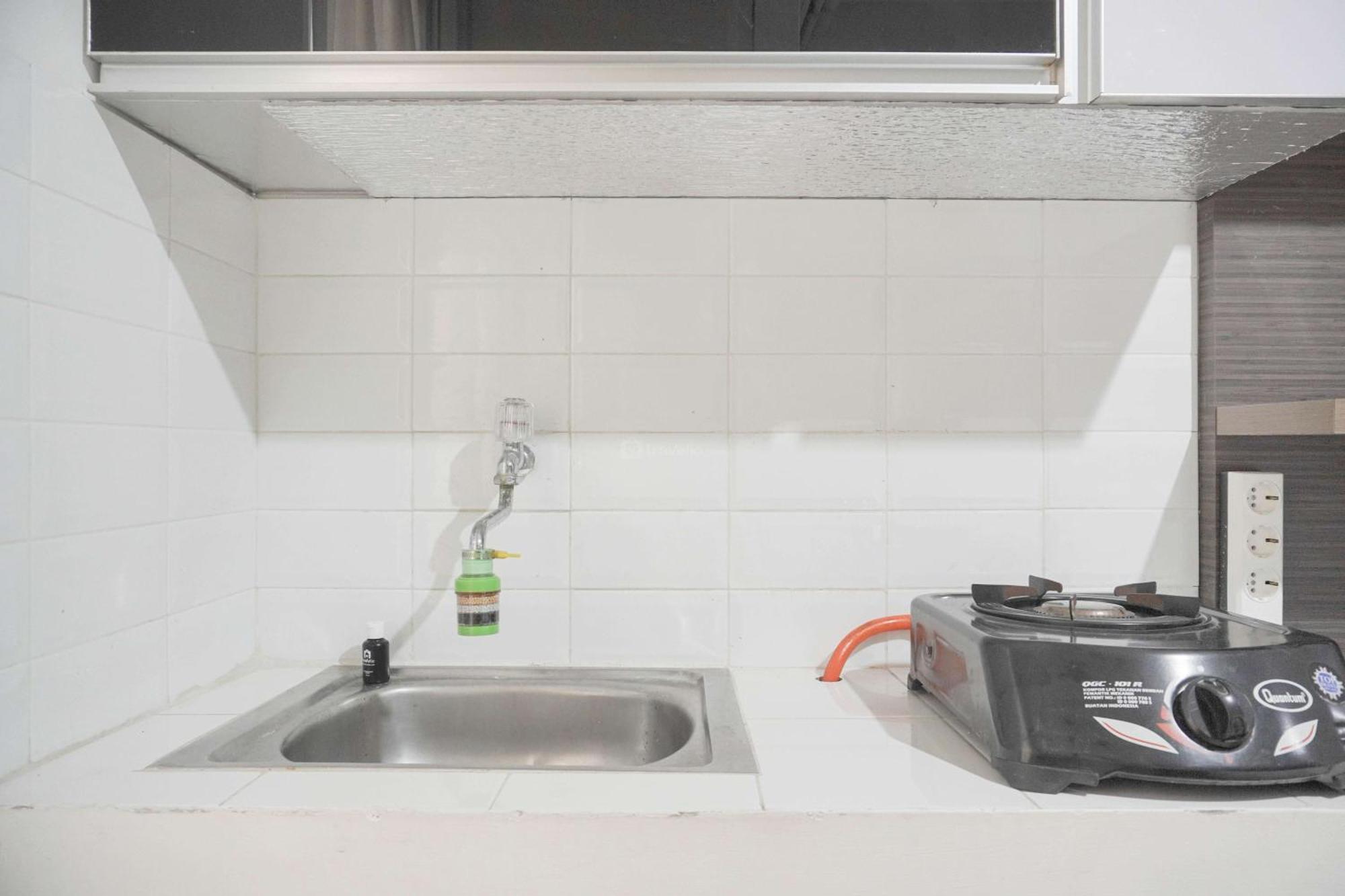 Cozy Living At Bay Pluit By Travelio * Jakarta