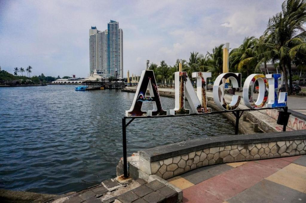 Hotel Bi Executive Ancol 2*