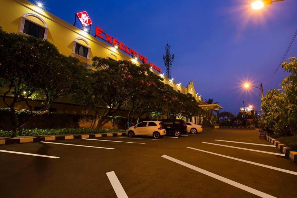 Hotel Bi Executive Ancol 2*