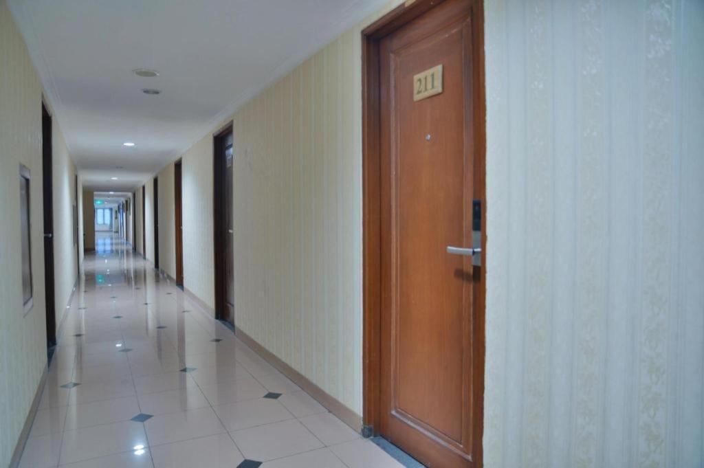 Sleepzzz Senayan Hotel