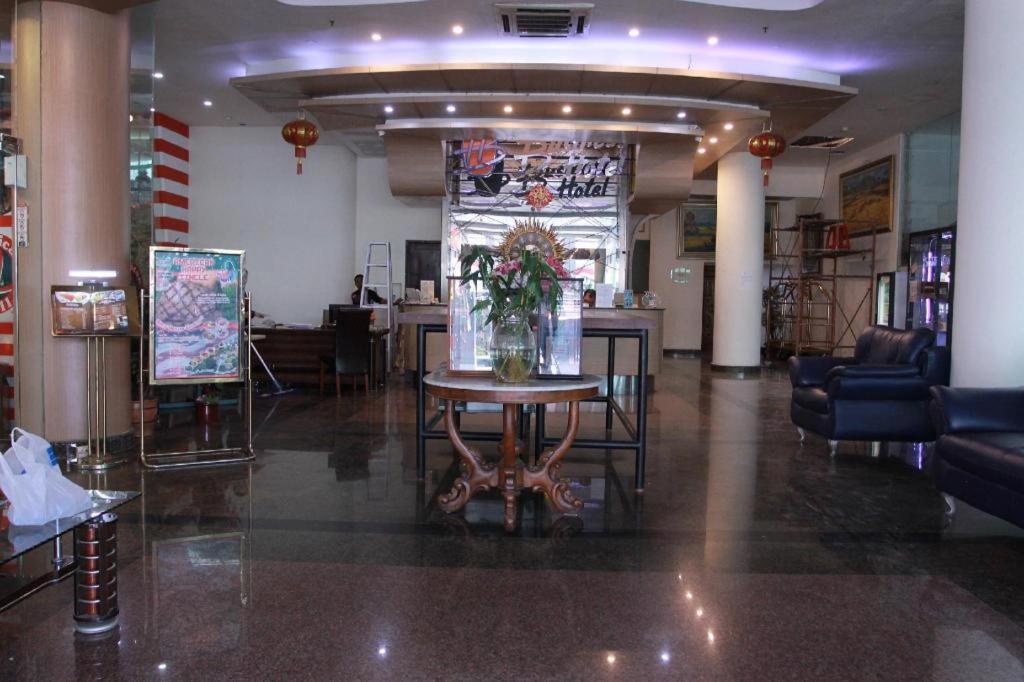 Business Hotel Jakarta