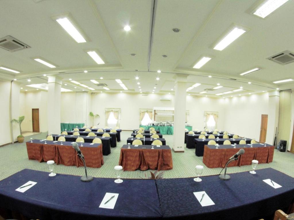 Puri Jaya Hotel